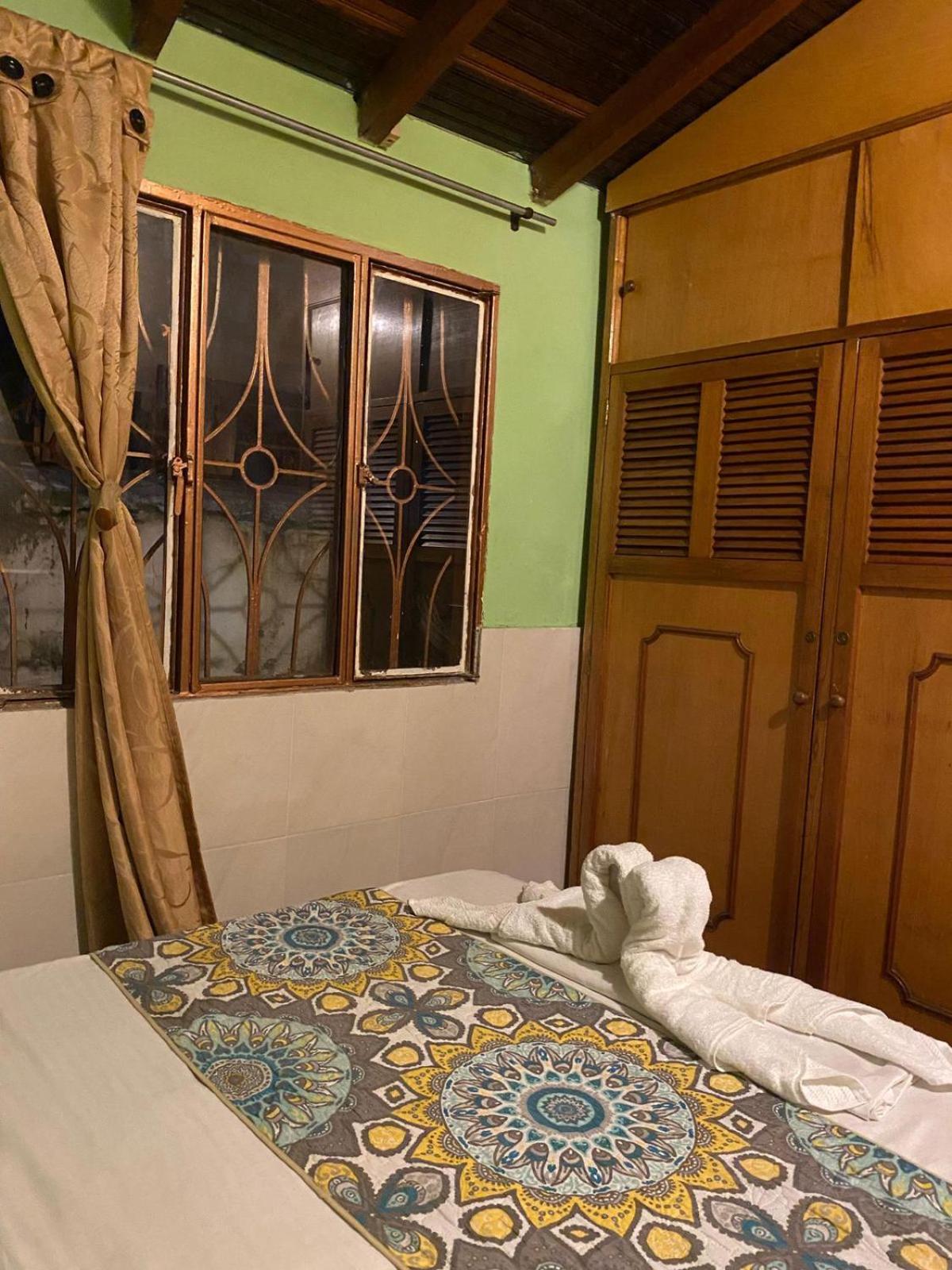 Double Room with Shared Bathroom photo 3