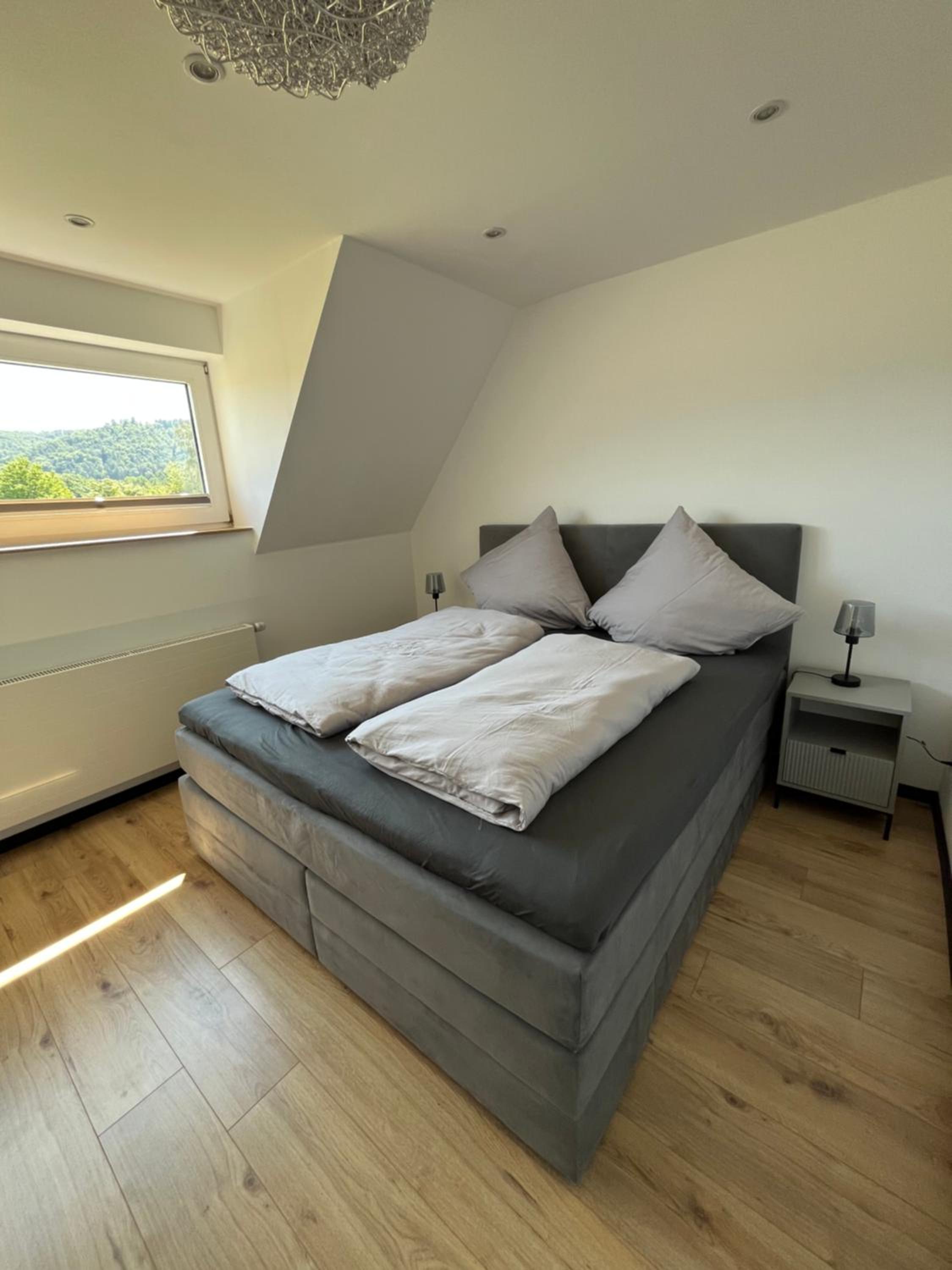 Three-Bedroom Apartment with Balcony photo 1