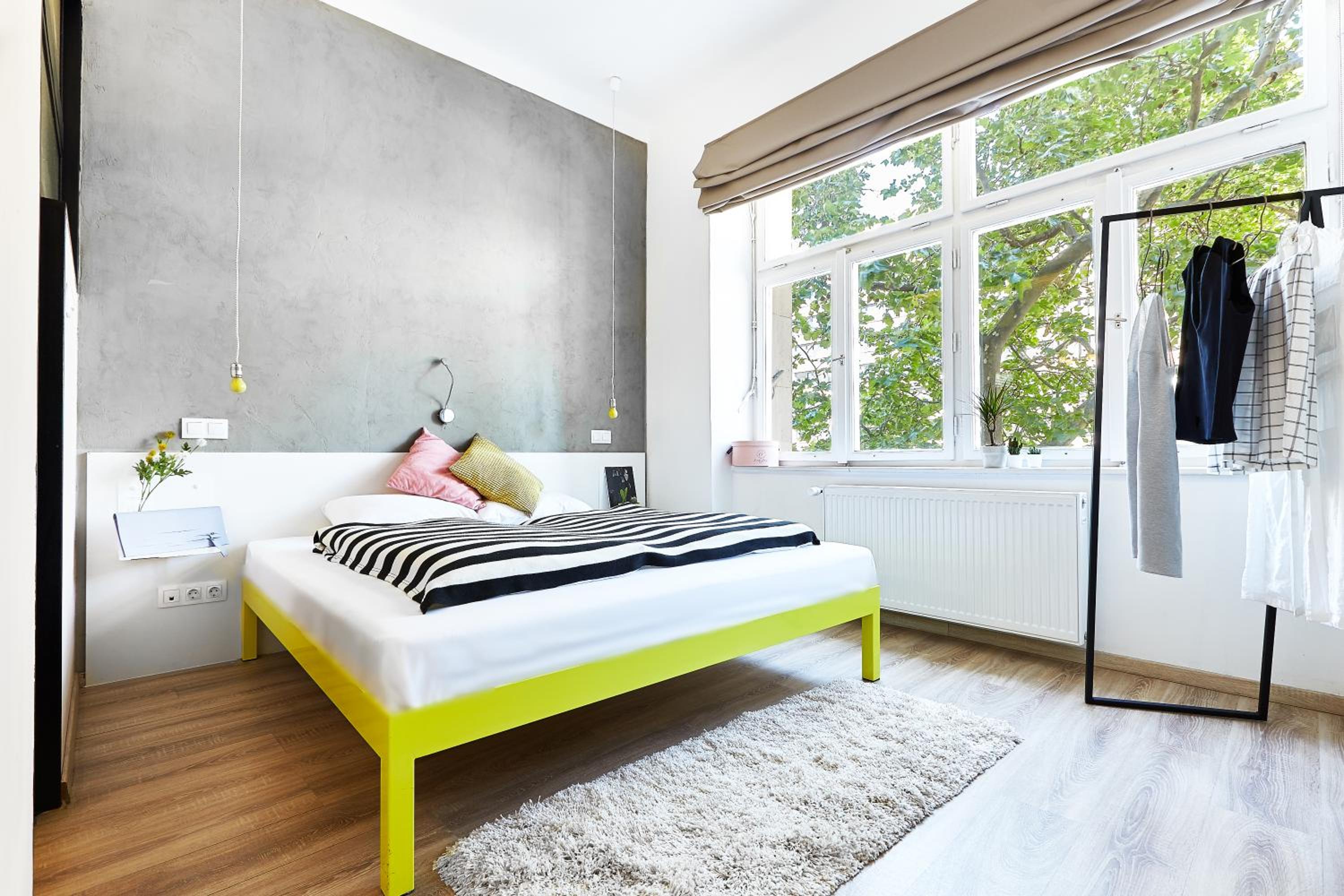 Superior Double Room with Square View