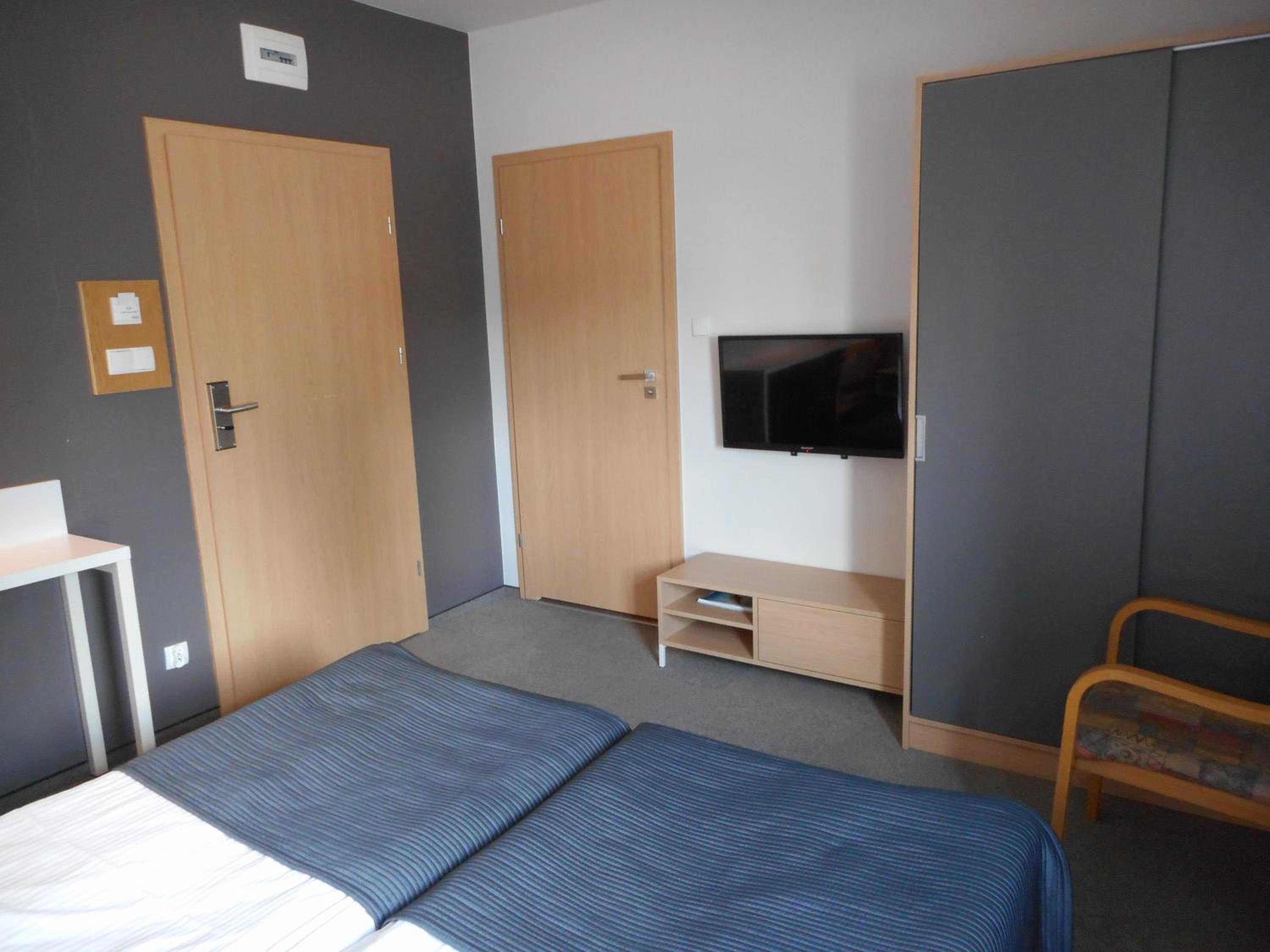Double or Twin Room photo 1