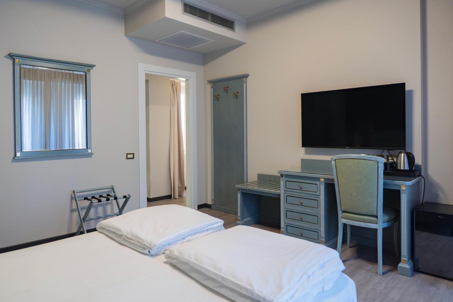 Premium Quadruple Room - Photo 1
