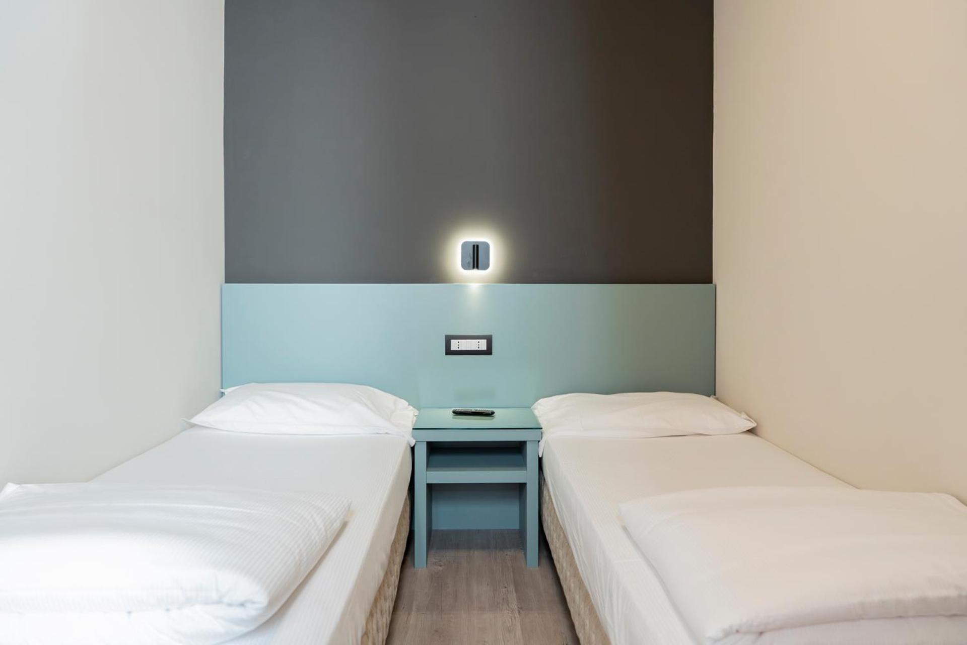 Premium Quadruple Room - Photo 6