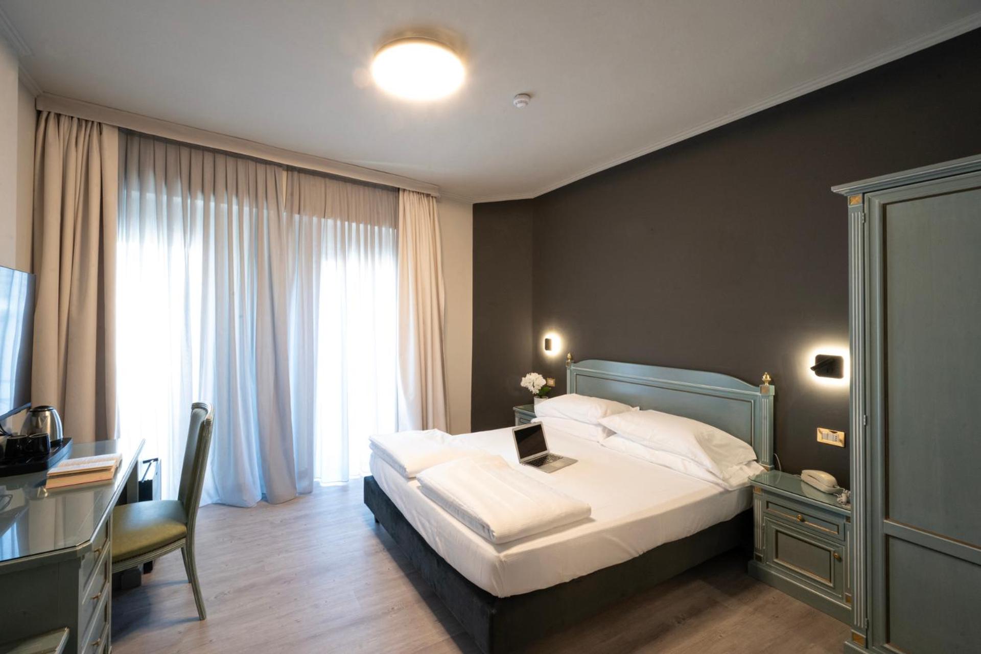 Premium Quadruple Room - Photo 2