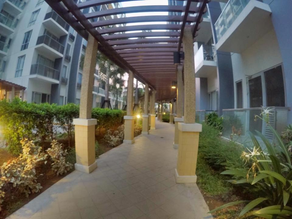 Studio with Balcony - Photo 15
