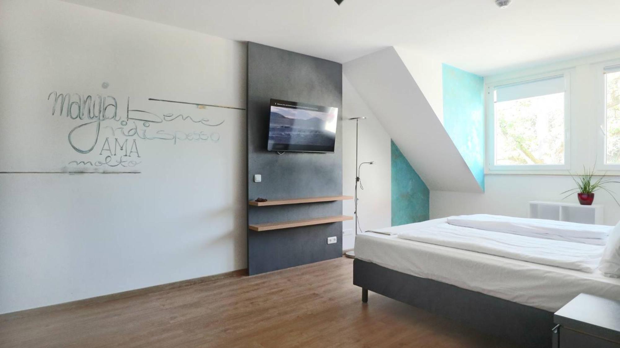 Apartment - Disability Access photo 2