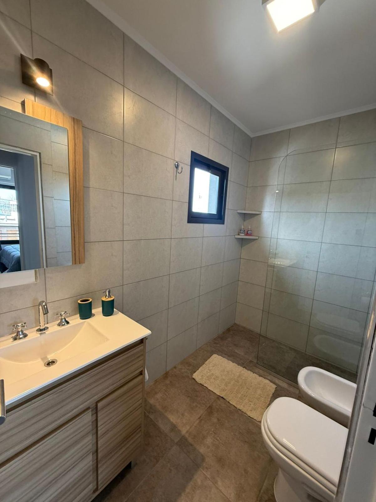 One-Bedroom Apartment with Balcony photo 3