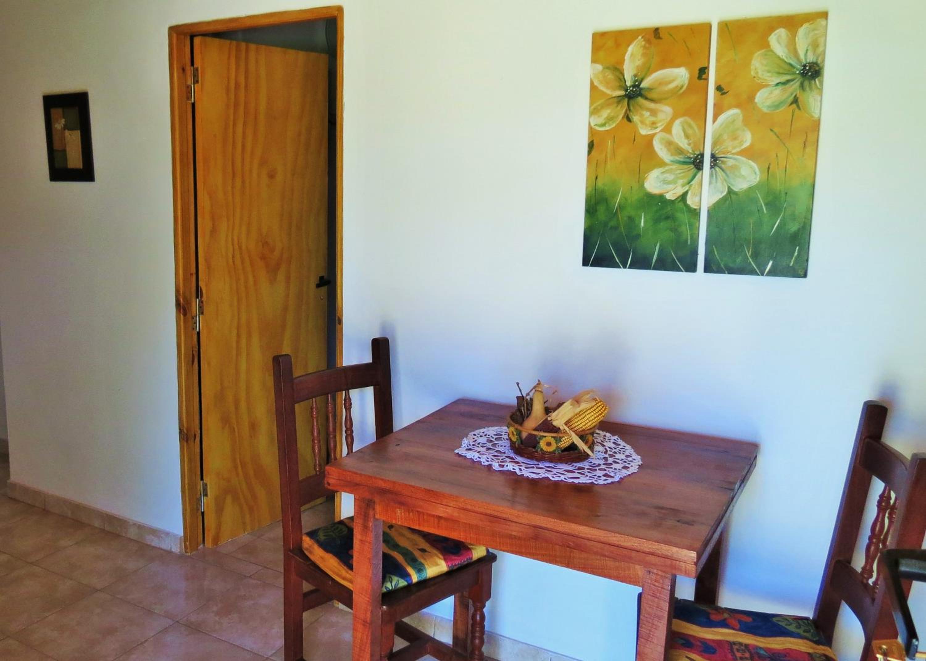 One-Bedroom Bungalow (2 Adults) photo 3