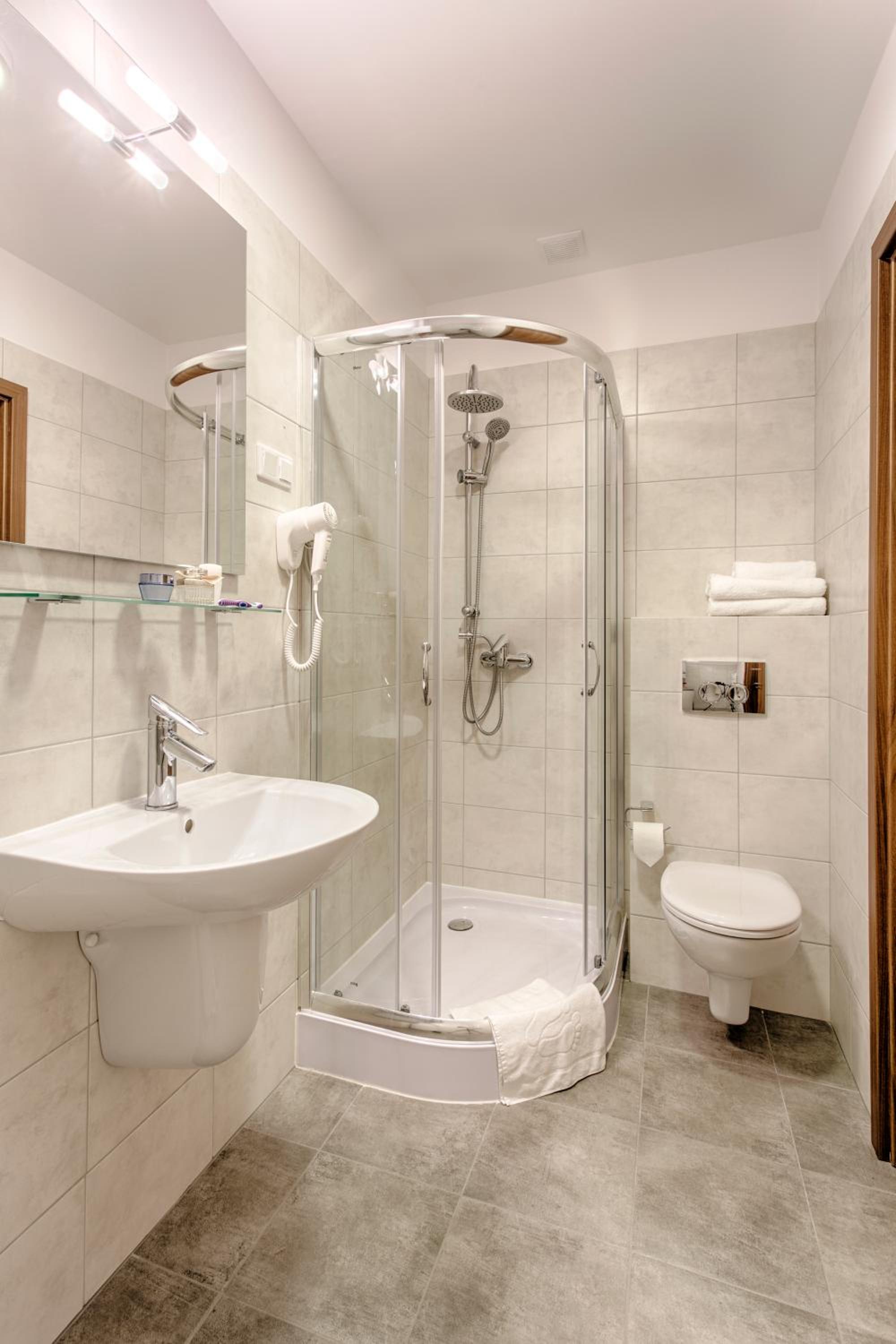 Single Room photo 2
