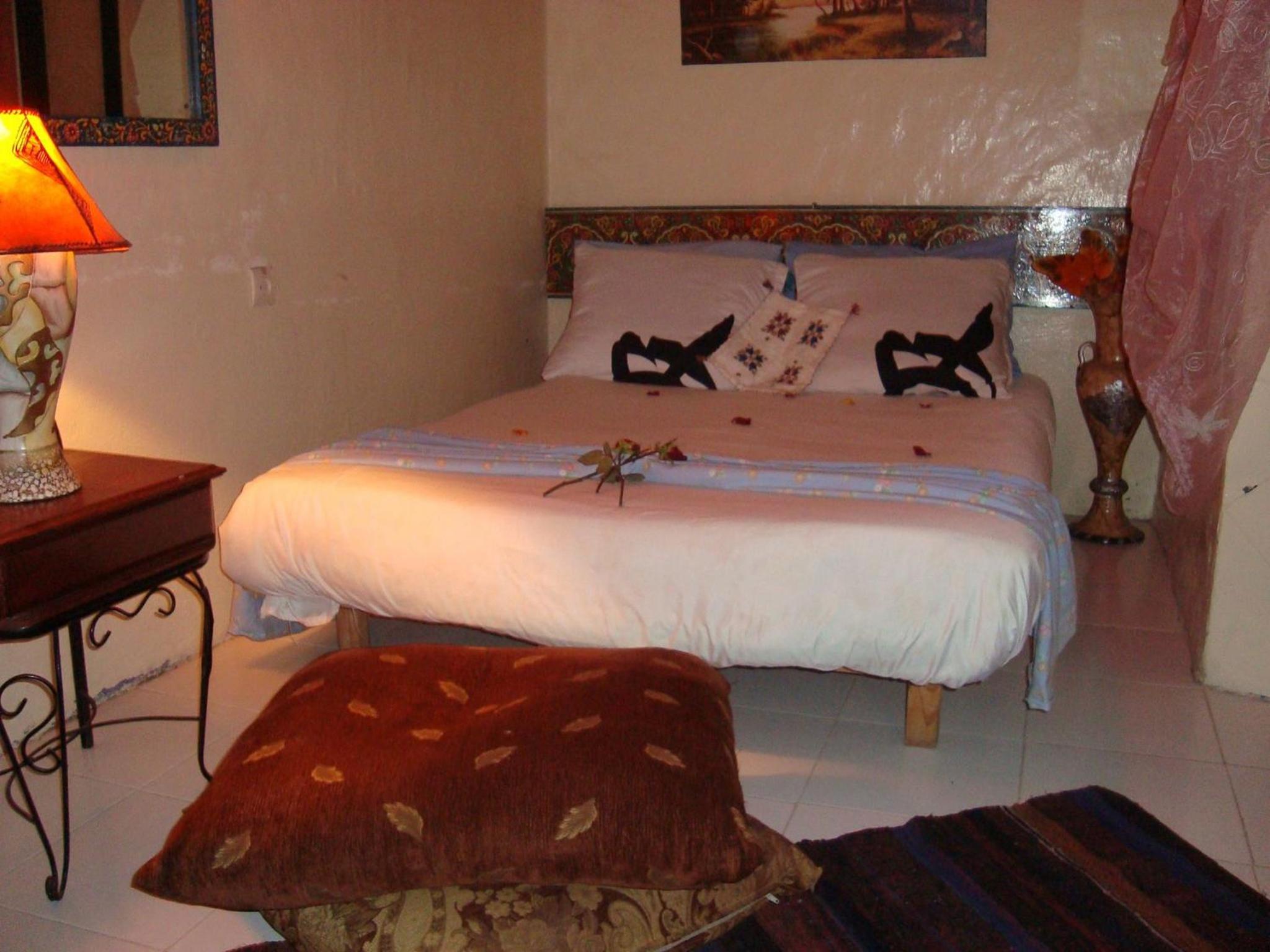 Double Room - Photo 5