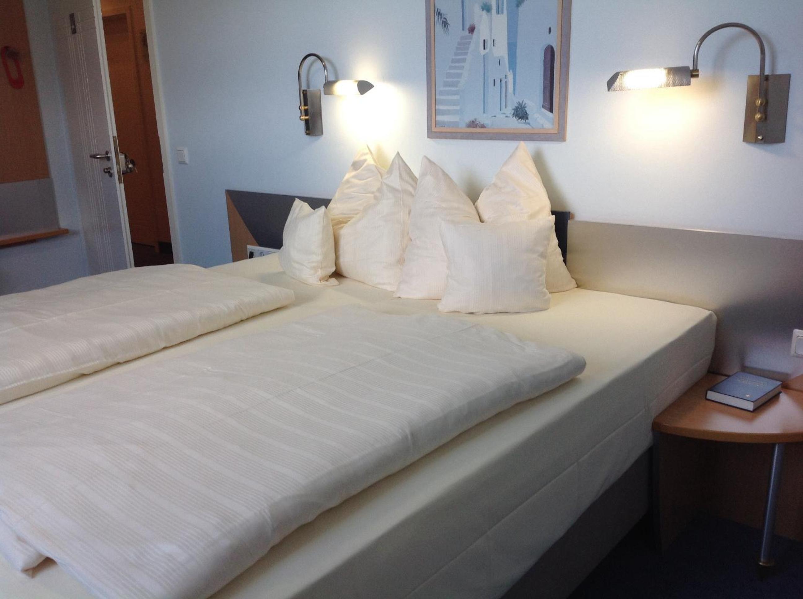 Double Room photo 3