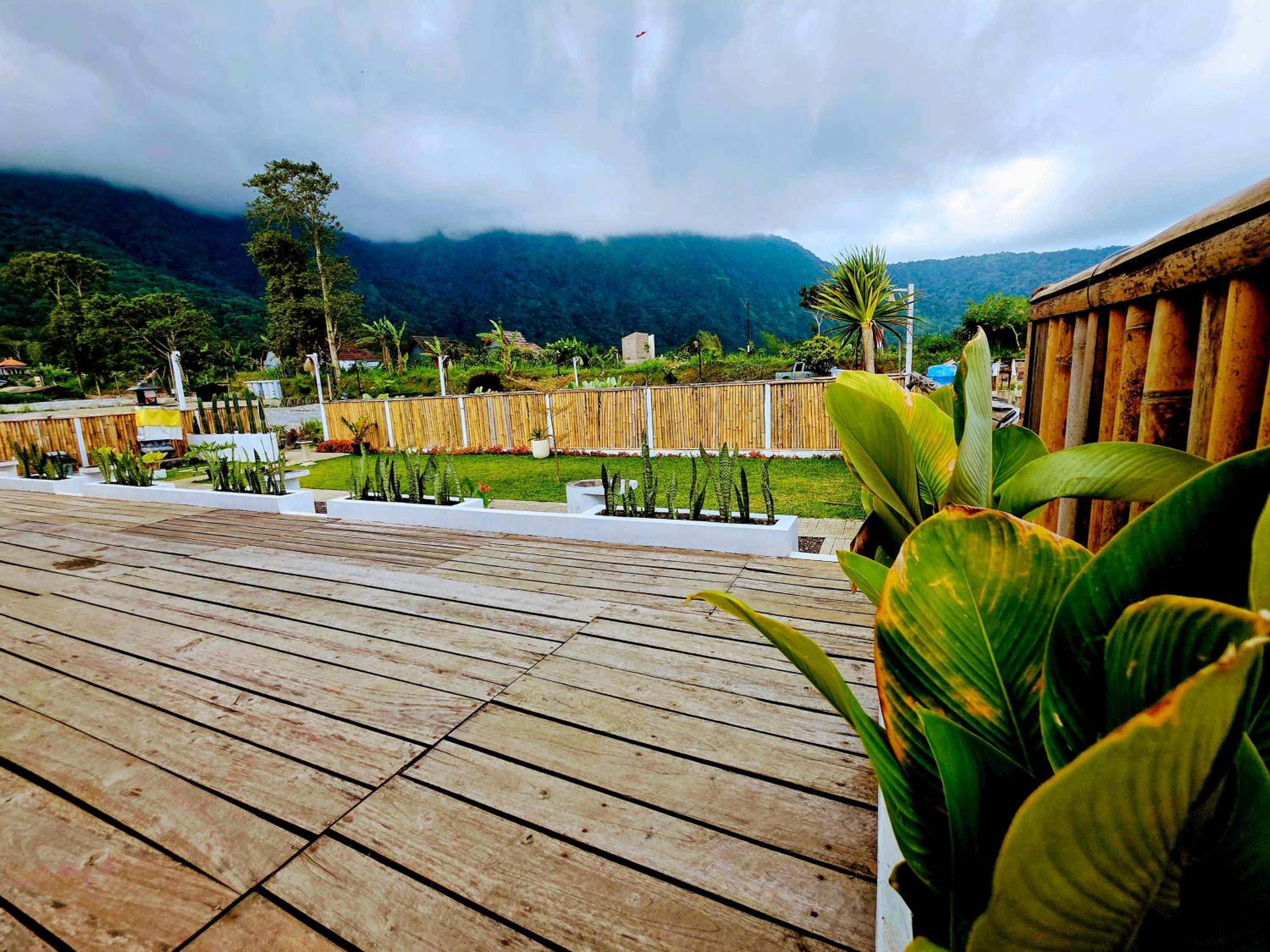 Suite with Mountain View - Photo 7