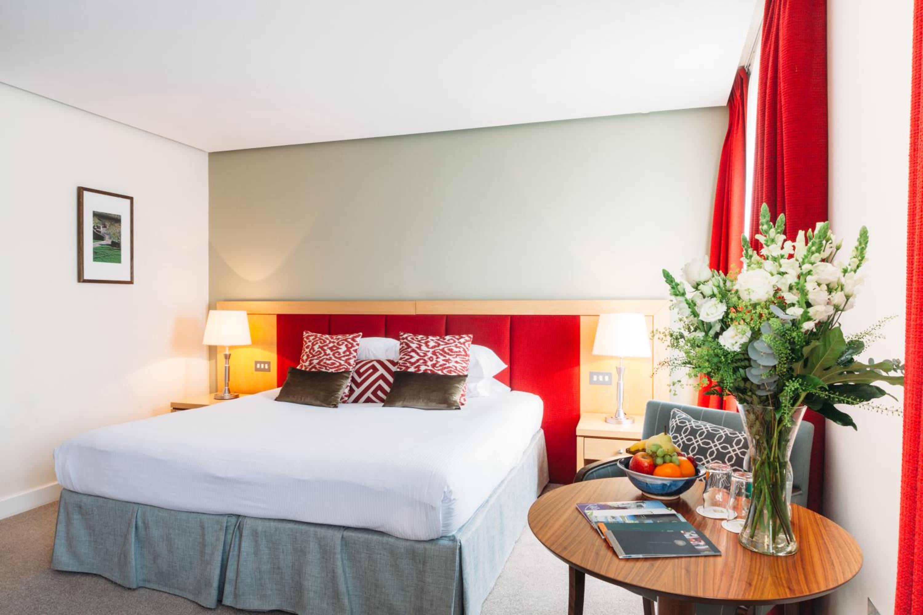 Superior King Room - Photo 3