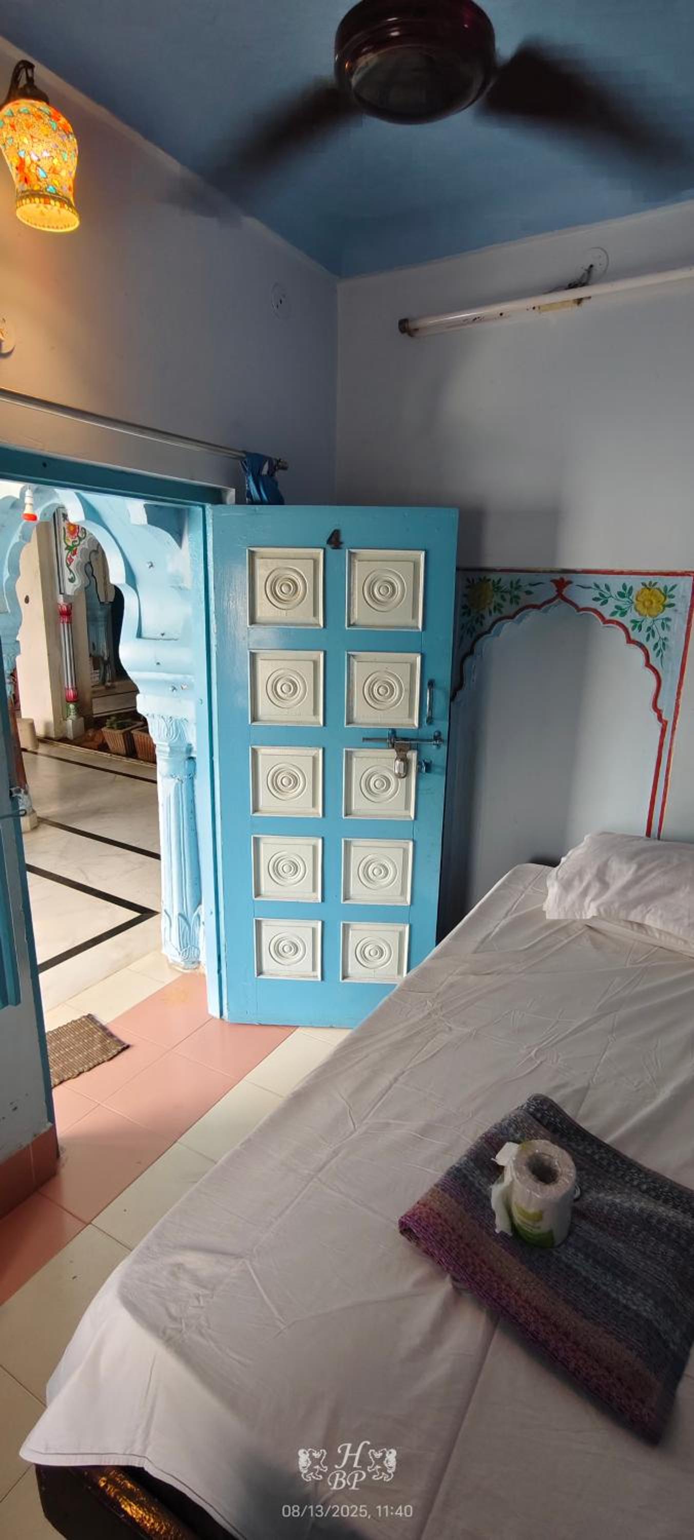 Single Room with Shared Shower and Toilet