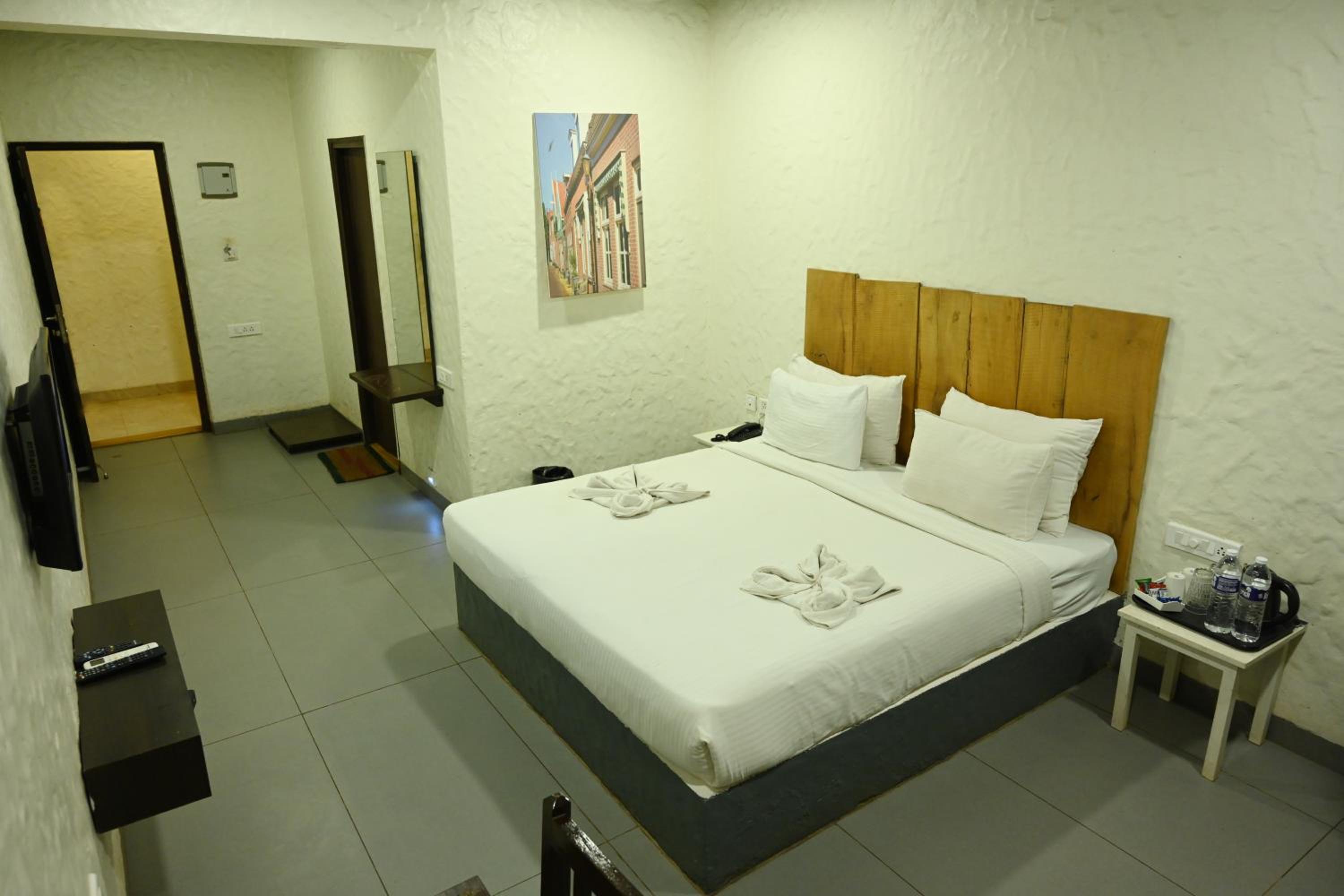 Deluxe Double Room with Balcony