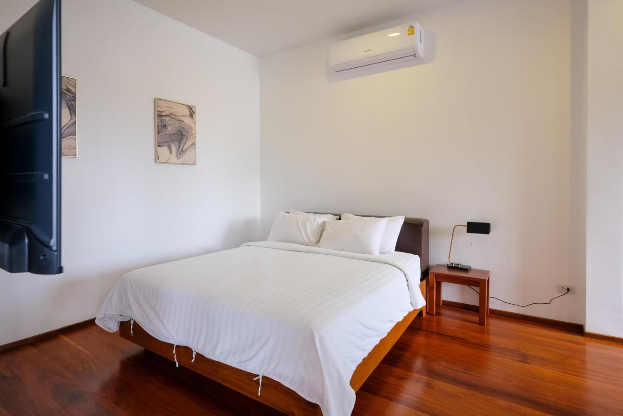Deluxe Double Room with Balcony and River View photo 1
