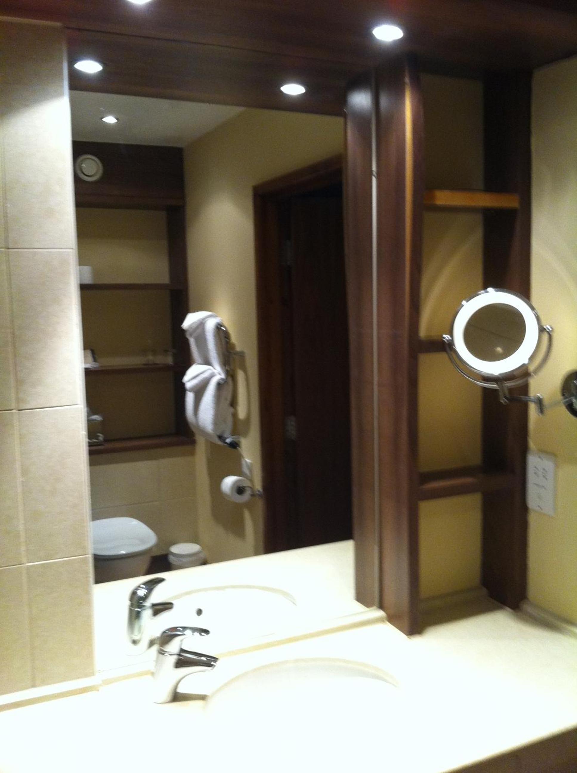 Deluxe Double Room photo 3