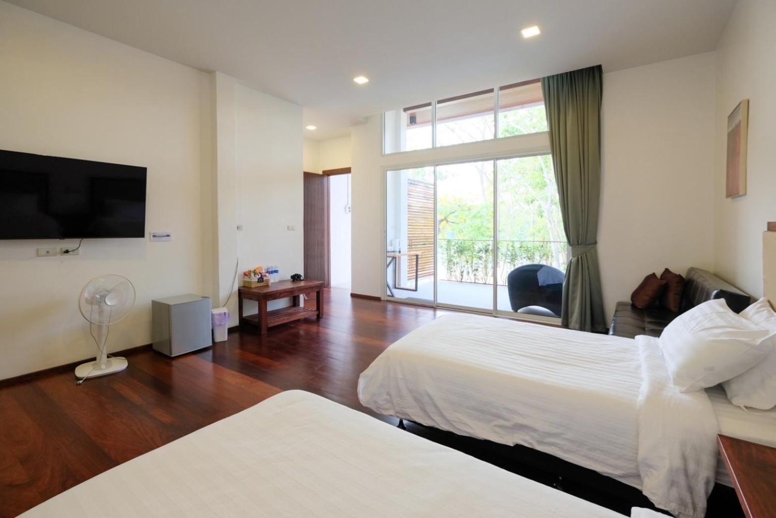 Deluxe Twin Room with River View photo 1