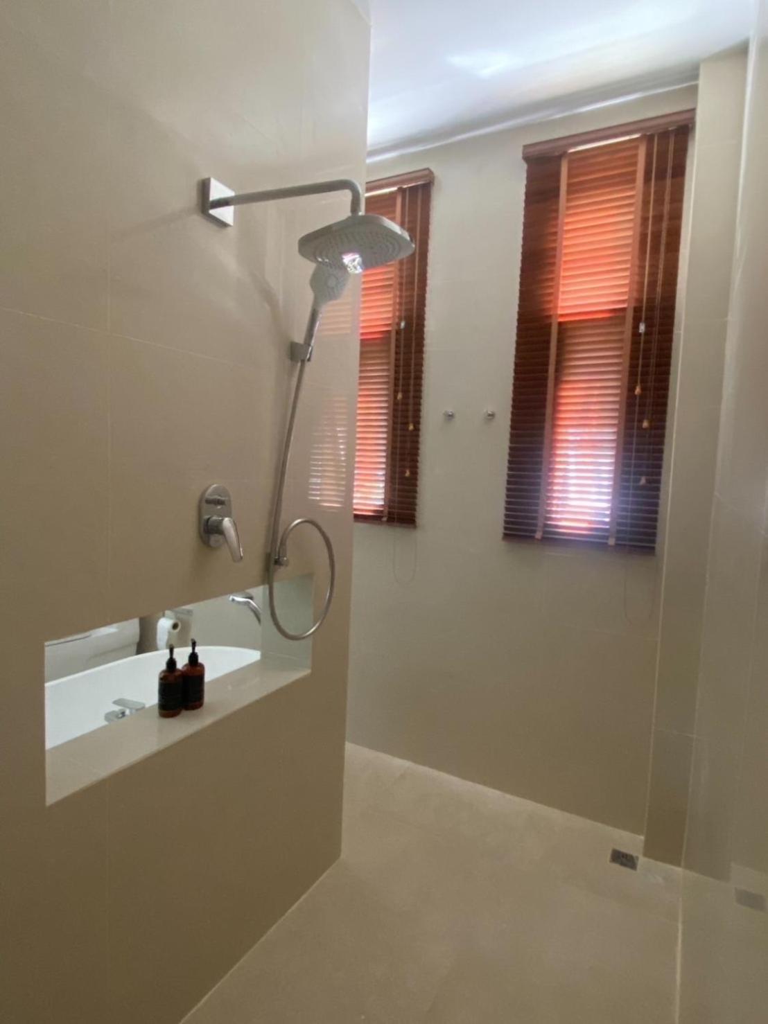 Deluxe Twin Room with River View photo 2