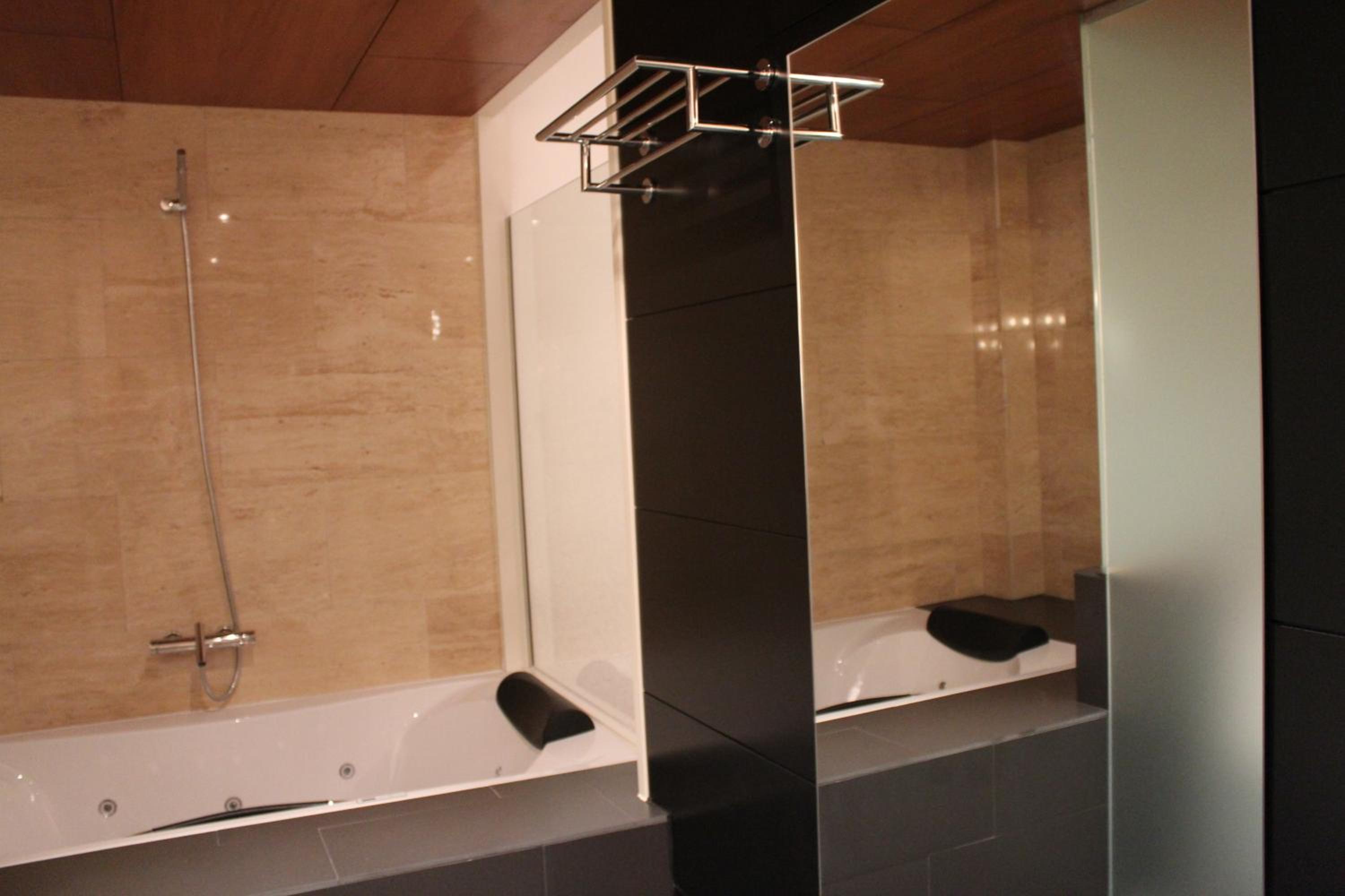 Superior Double Room - Photo 9