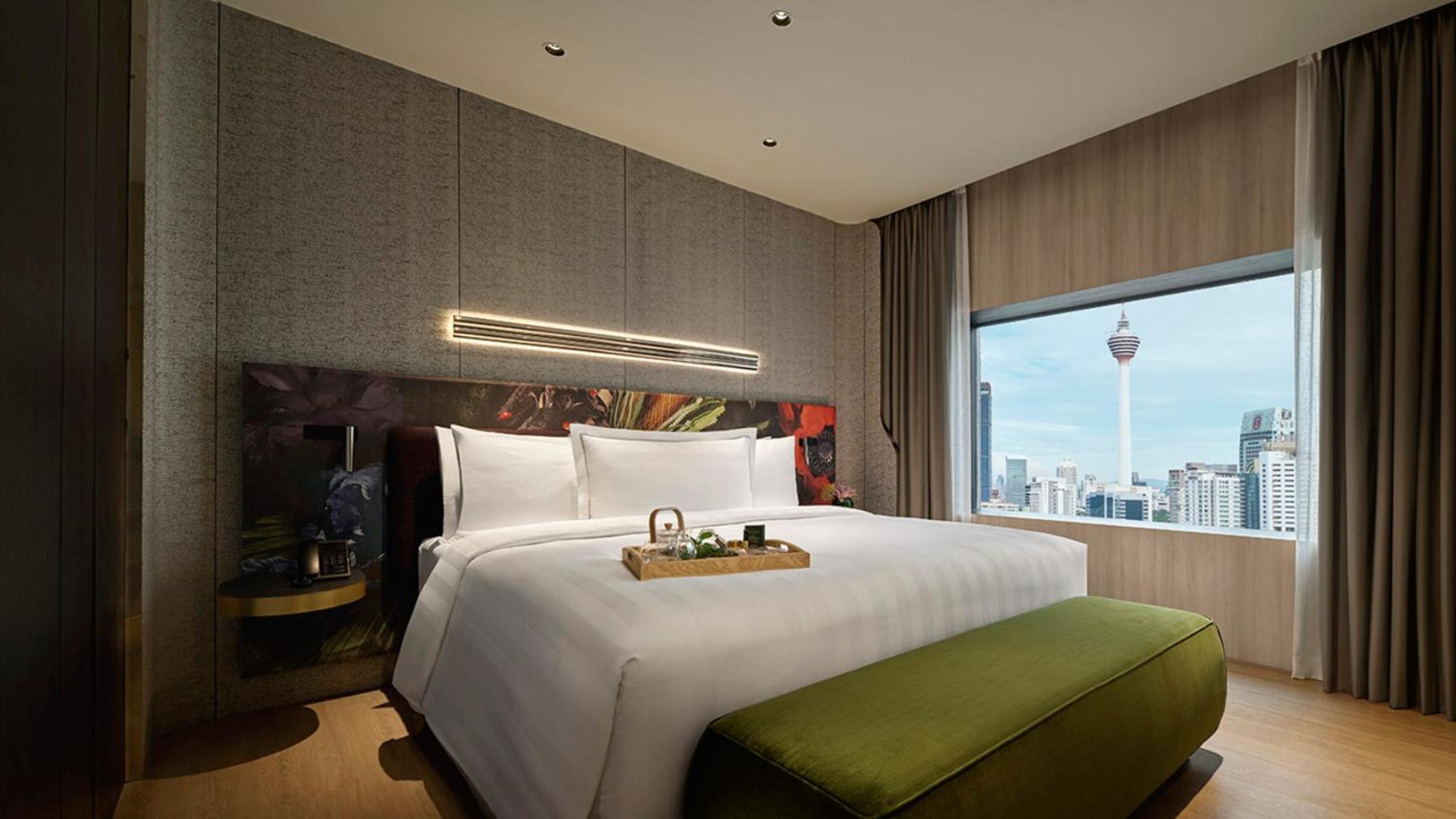 Signature Suite King