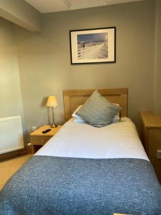 Single Room photo 2