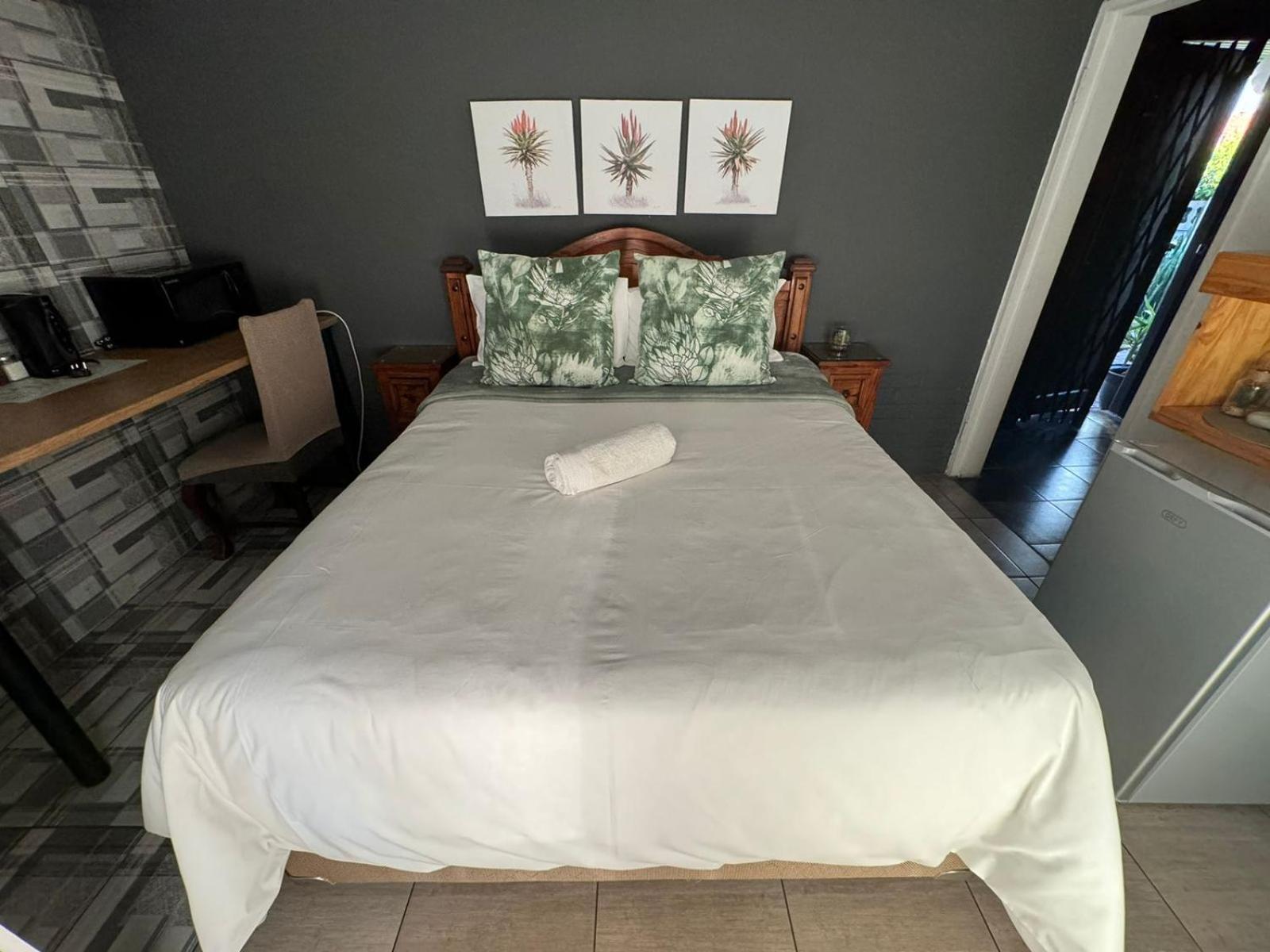Small Double Room photo 3
