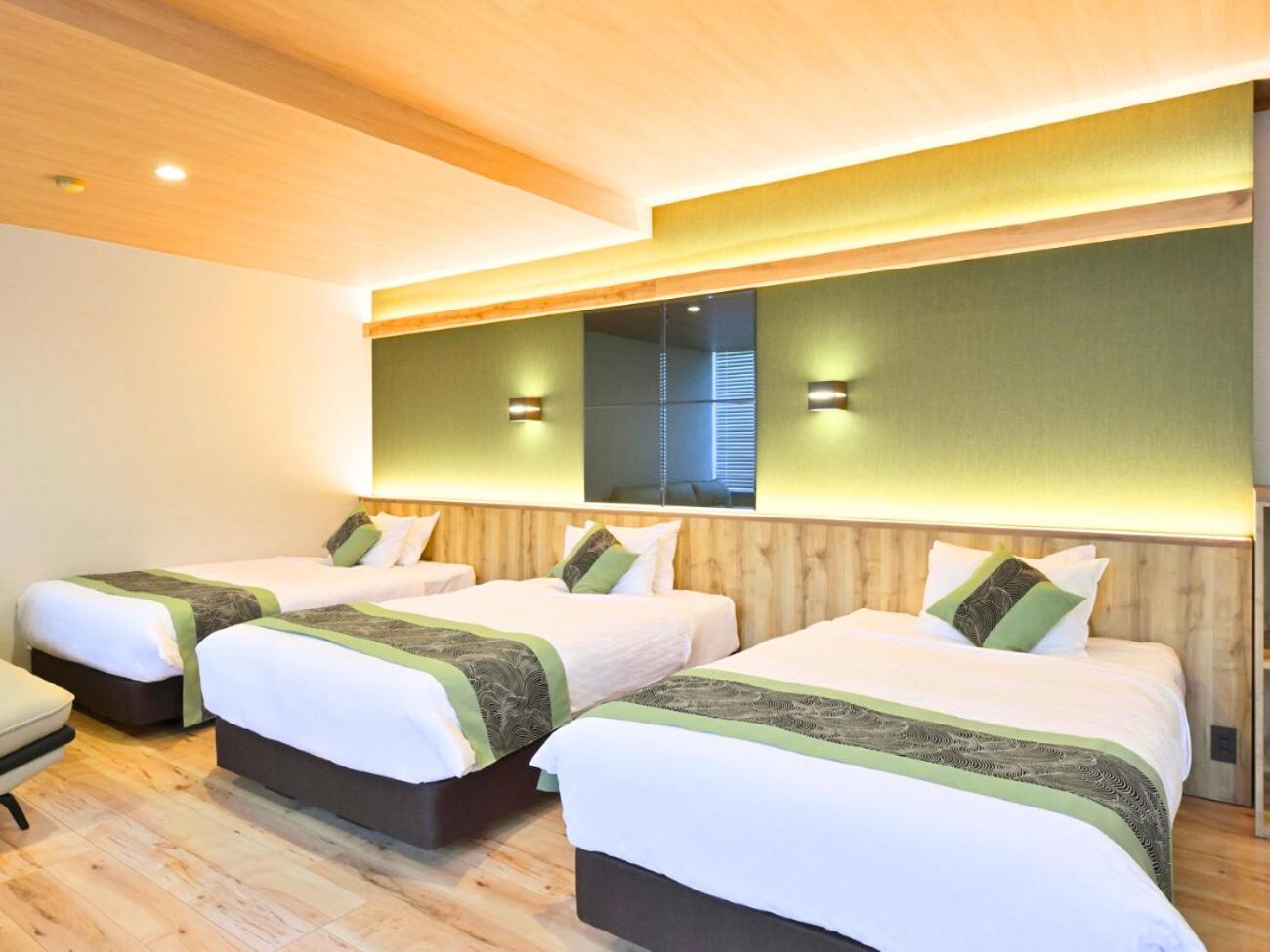Japanese-Western Suite Room with Semi Open-air Bath
