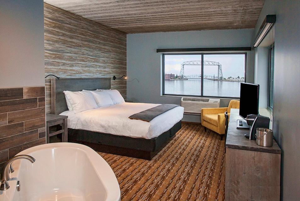 King Mini Suite - Pet Friendly