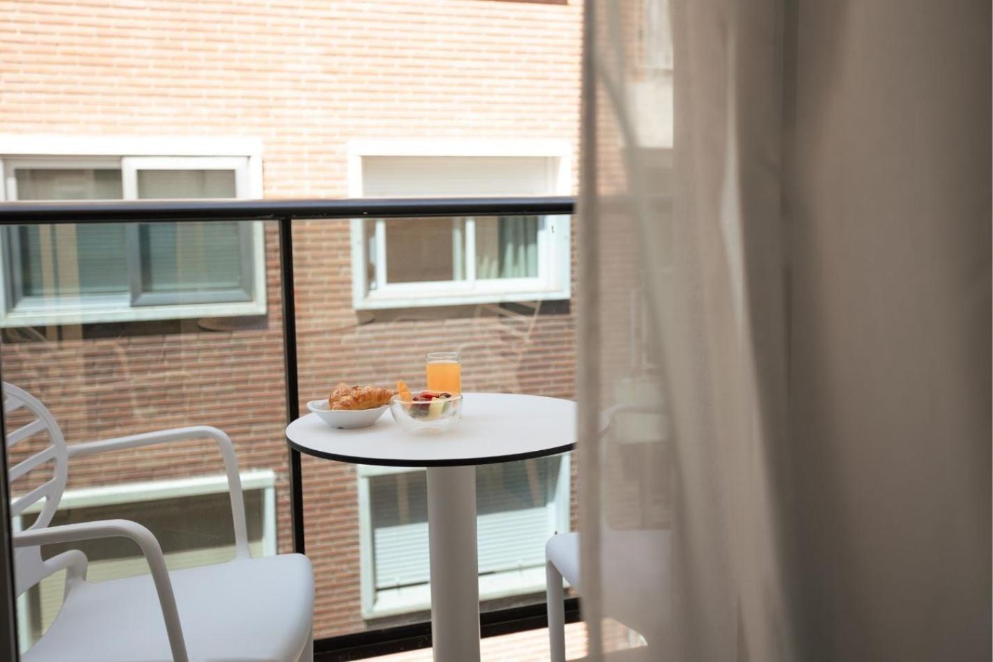 Quadruple Room with Terrace Quadruple Room with Terrace