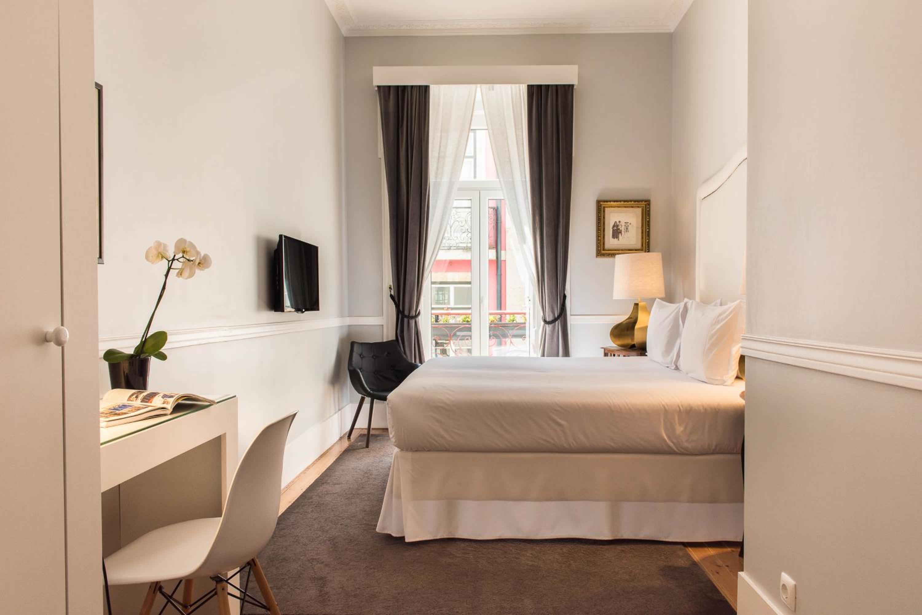 Deluxe Double or Twin Room photo 2