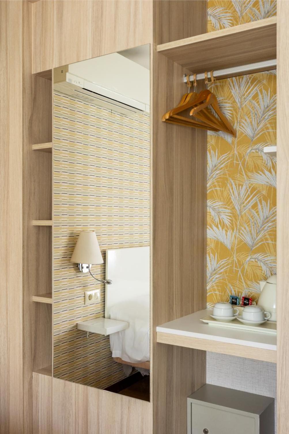 Double Room - Photo 5