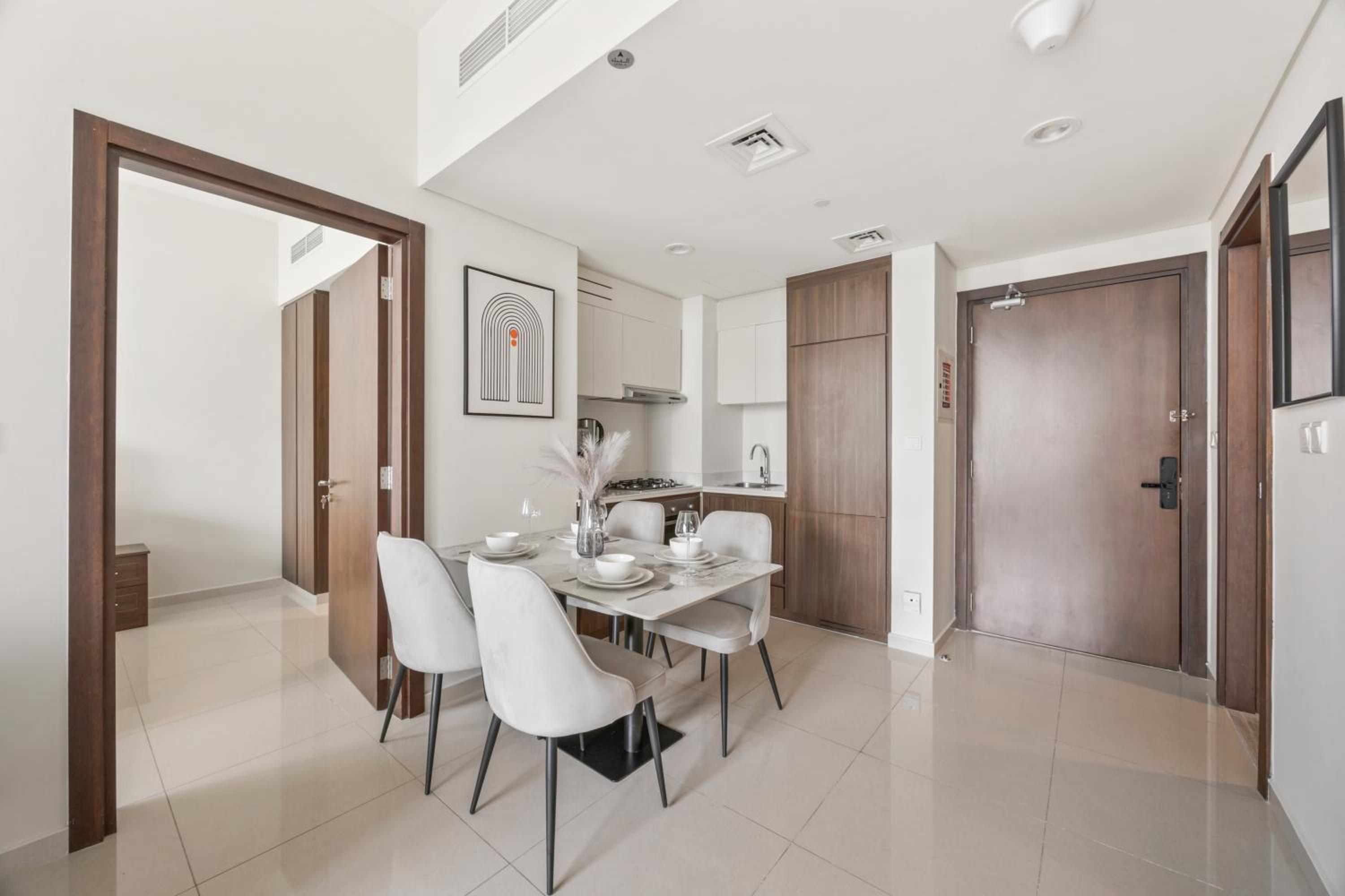 Two-Bedroom Apartment with City View photo 1