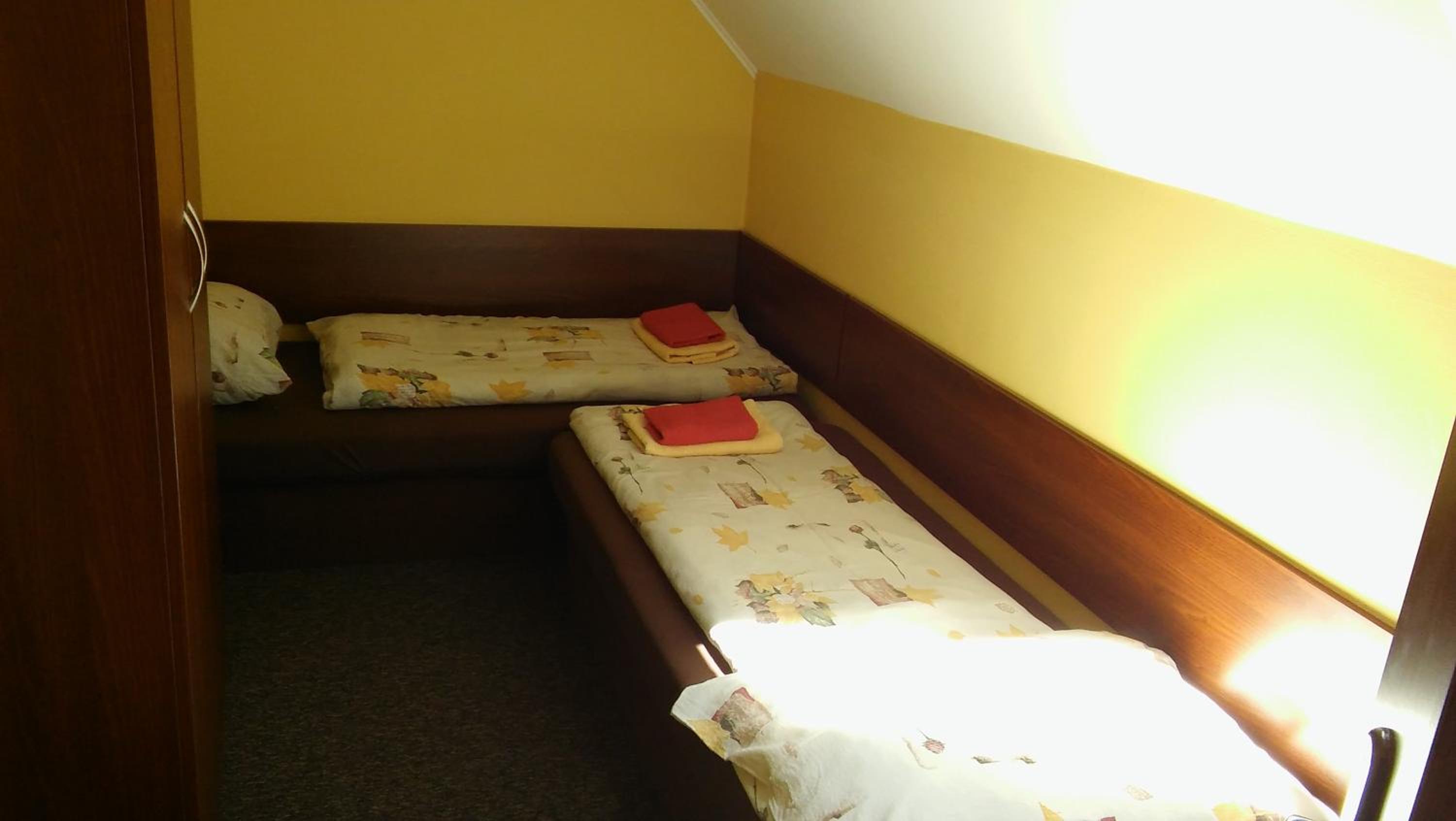 Deluxe Quadruple Room - Photo 5