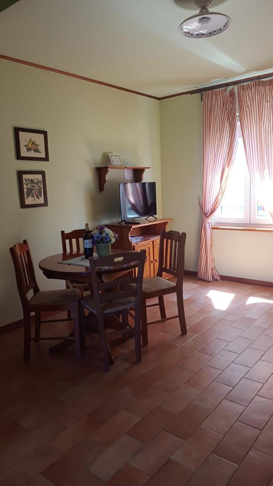 Maisonette photo 1