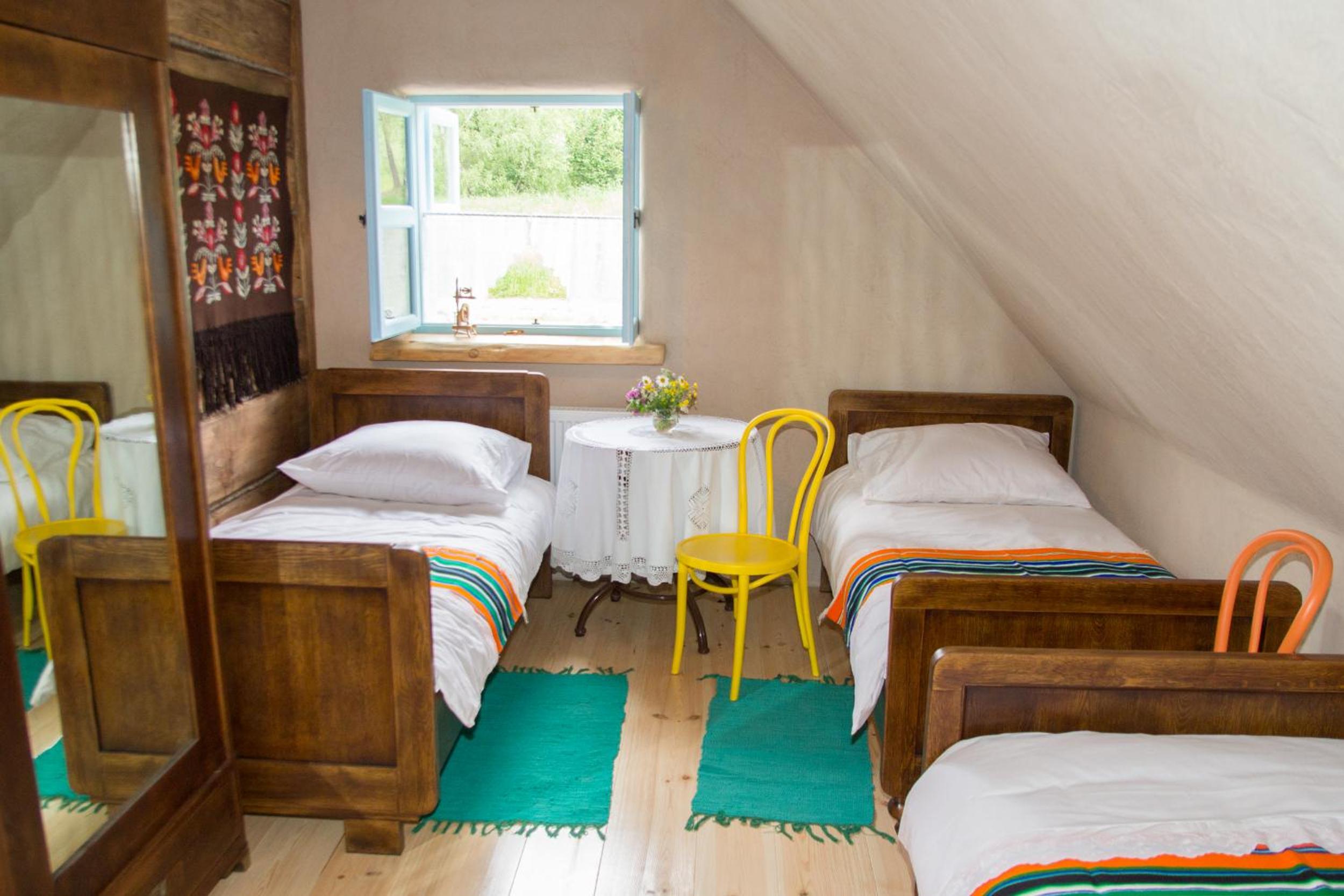 Triple Room with Private Bathroom photo 2