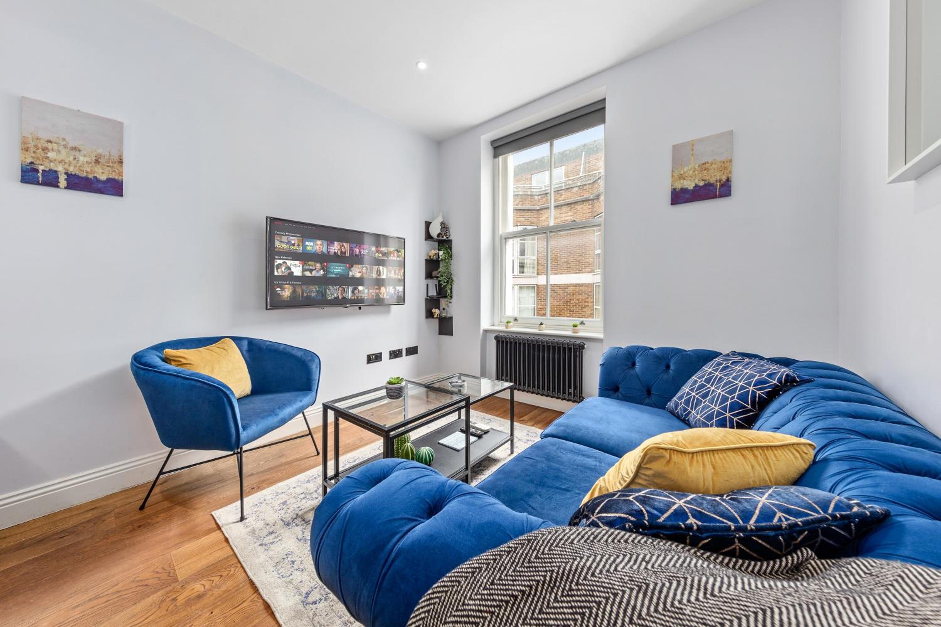 Two-Bedroom Family Apartment photo 3
