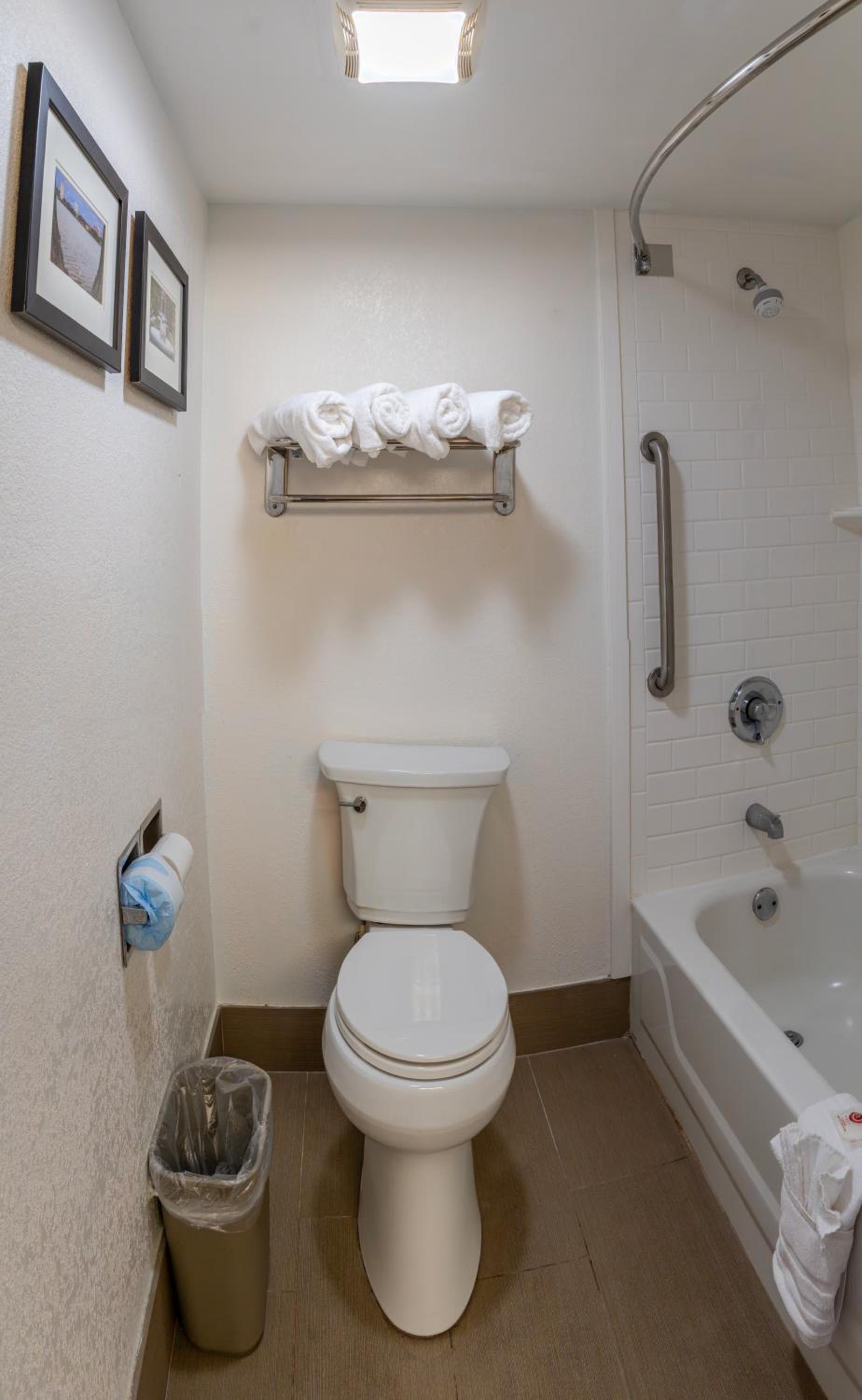King Suite with One Kind Bed - Non-Smoking - Photo 1