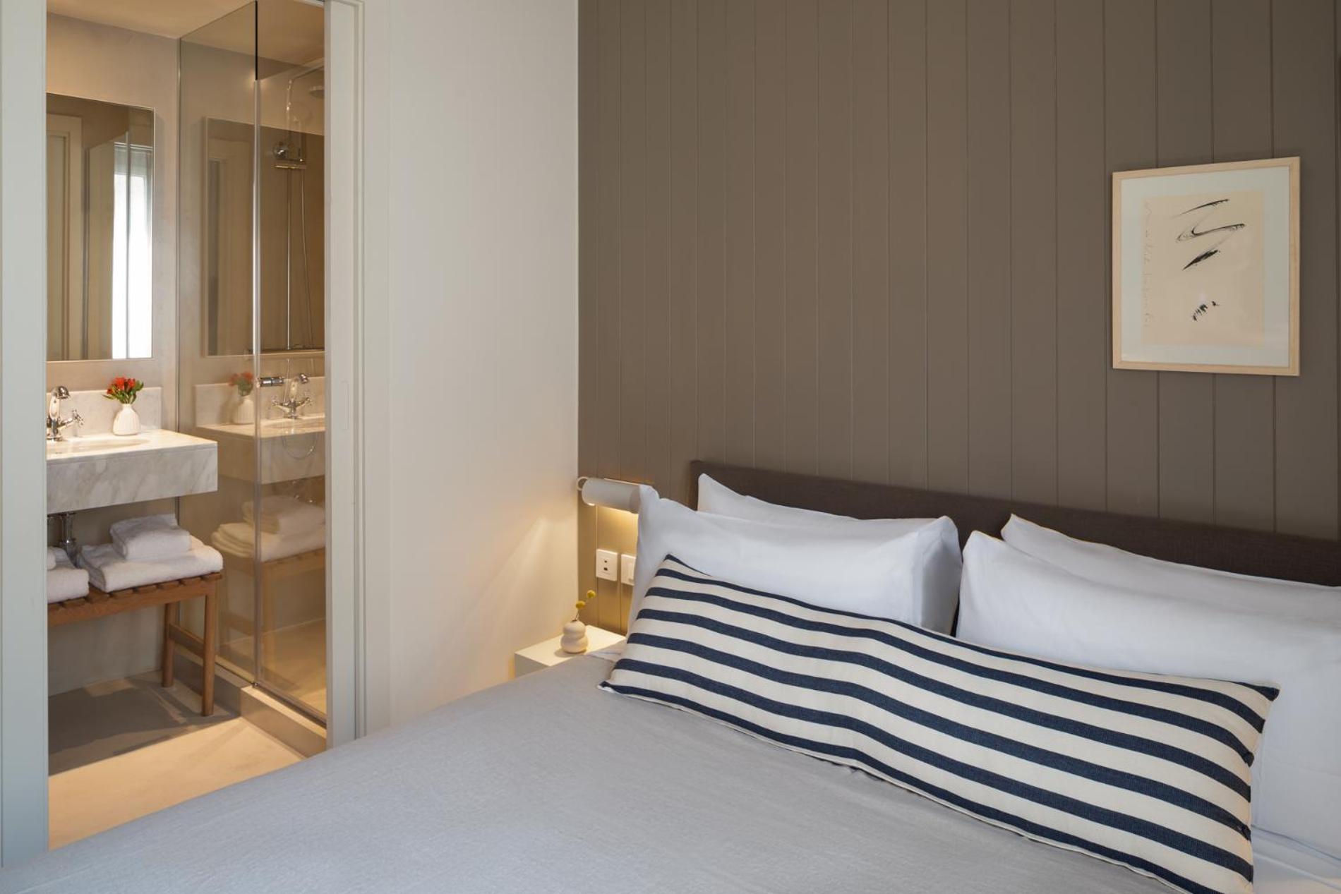 Design Triple Room