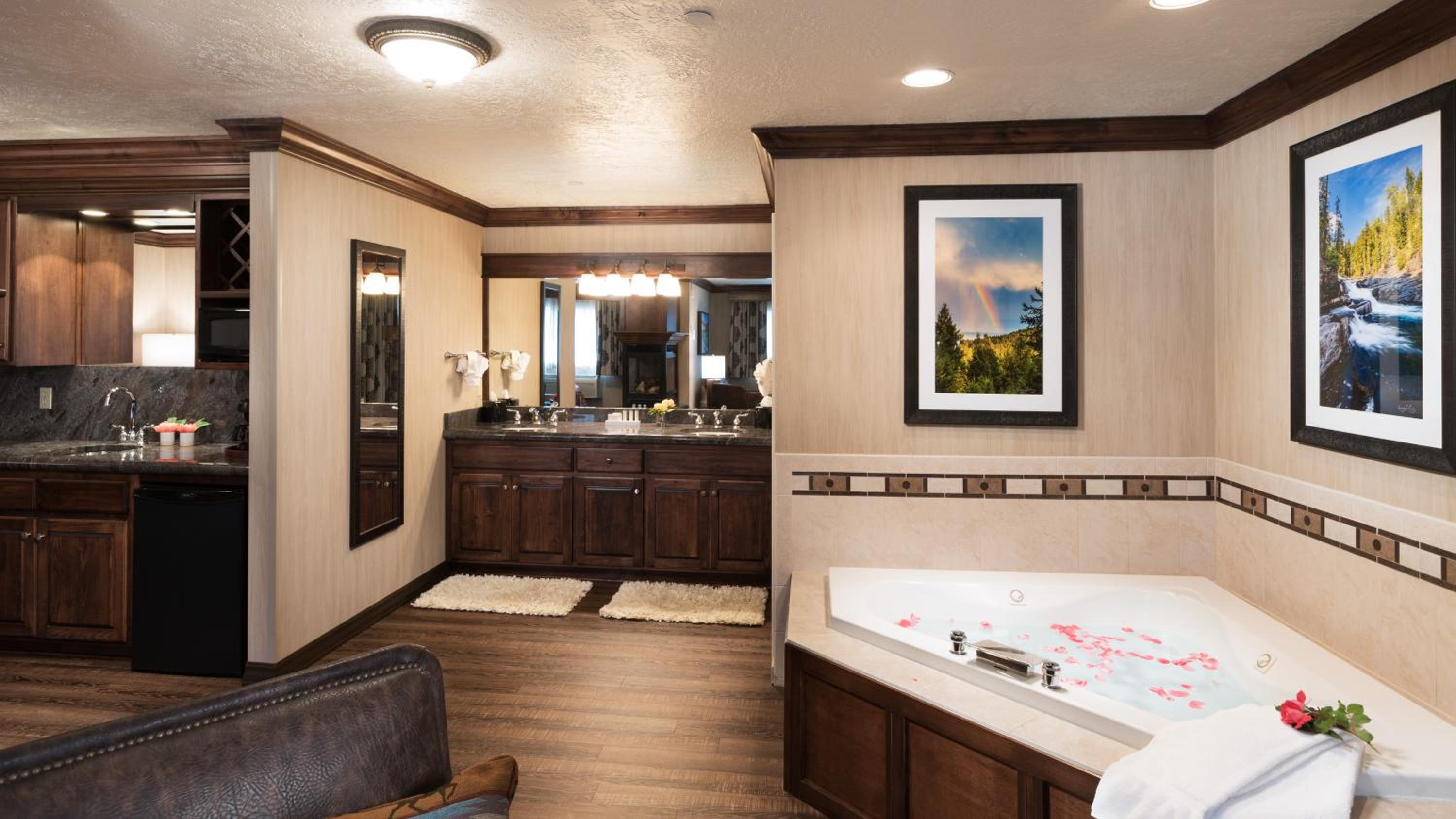 Presidential Suite - Non-Smoking photo 3