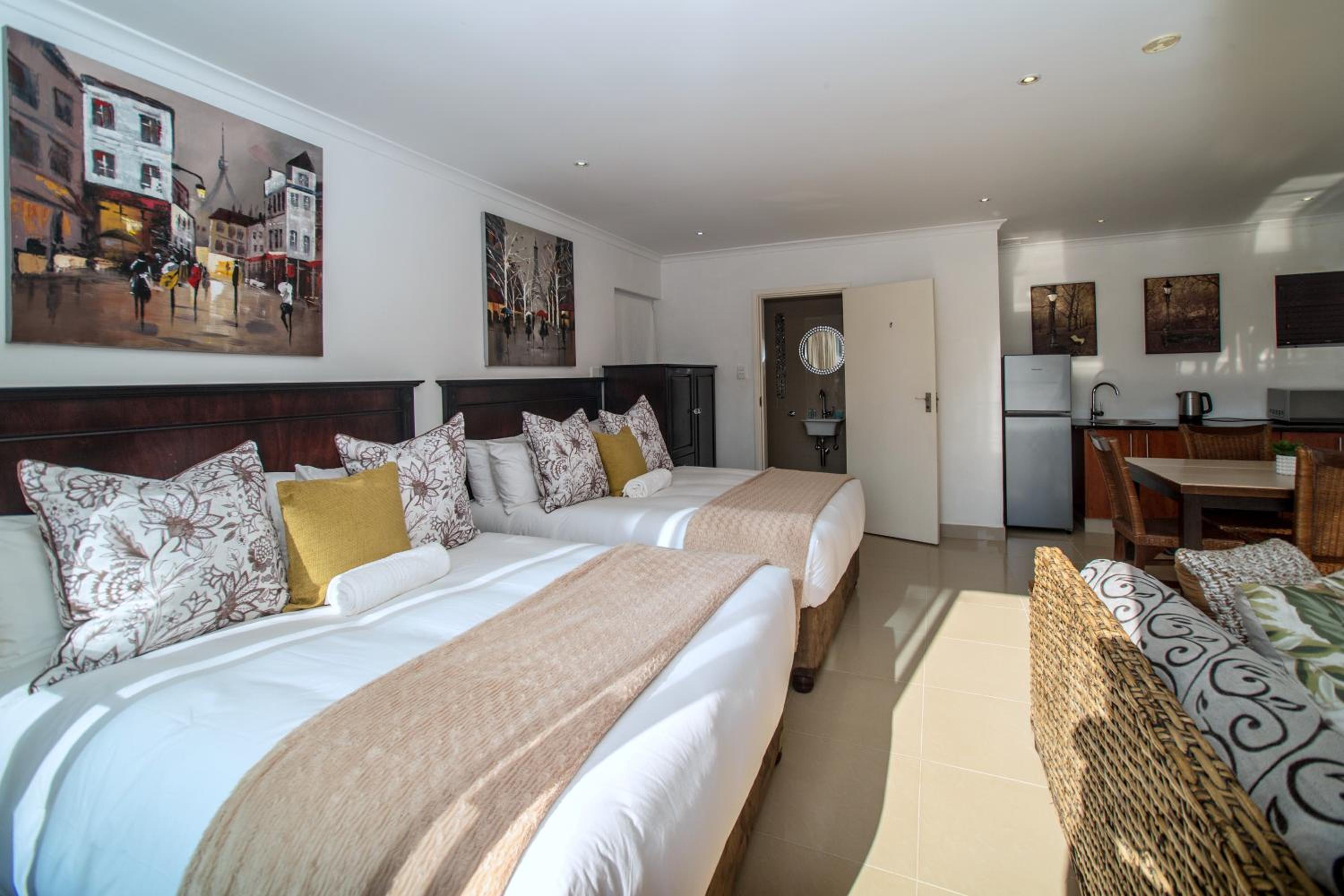 Superior Double Room photo 2