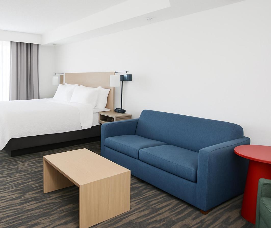 Premium King Room - Photo 1