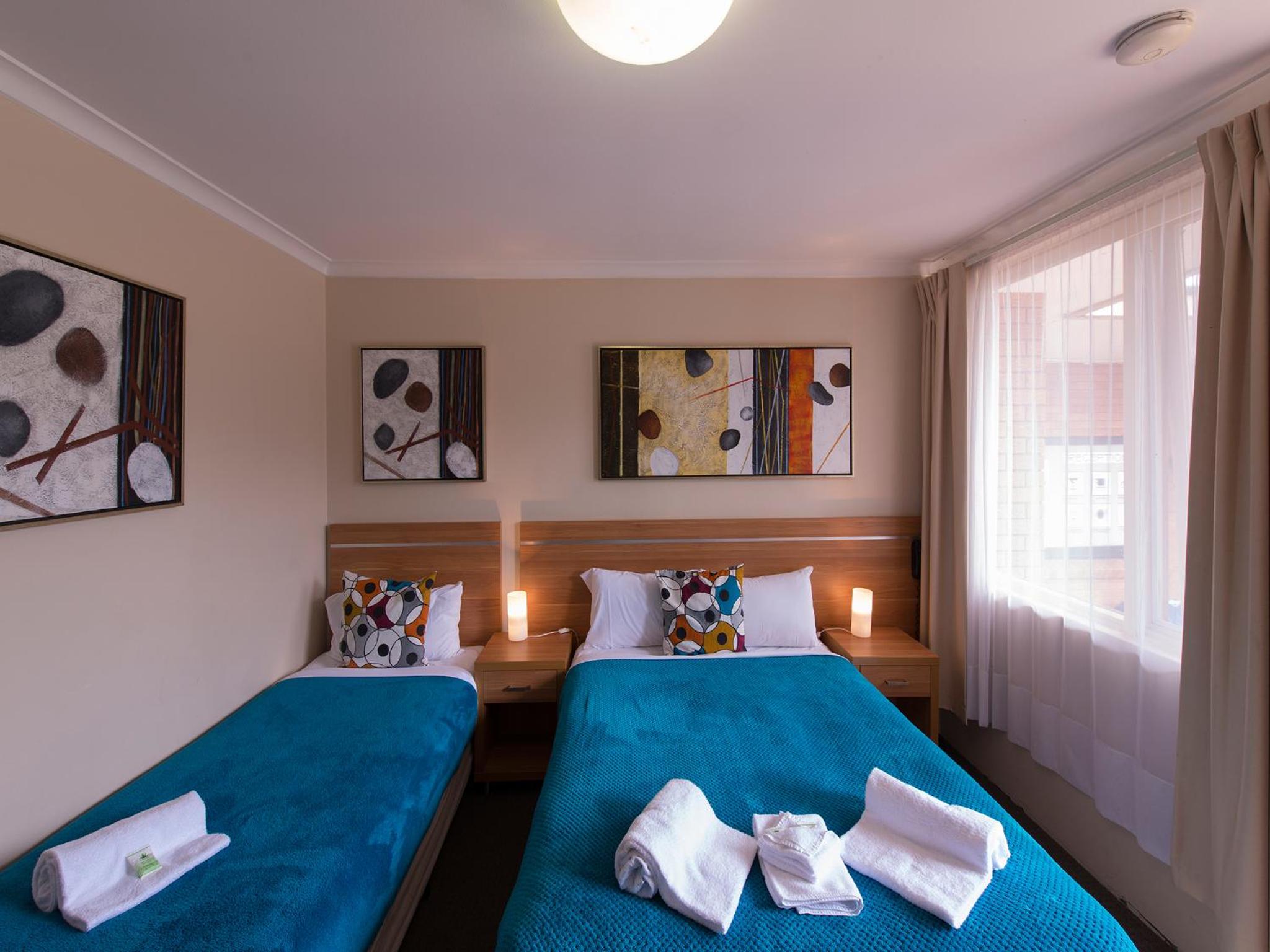 Standard Twin Room - Photo 1