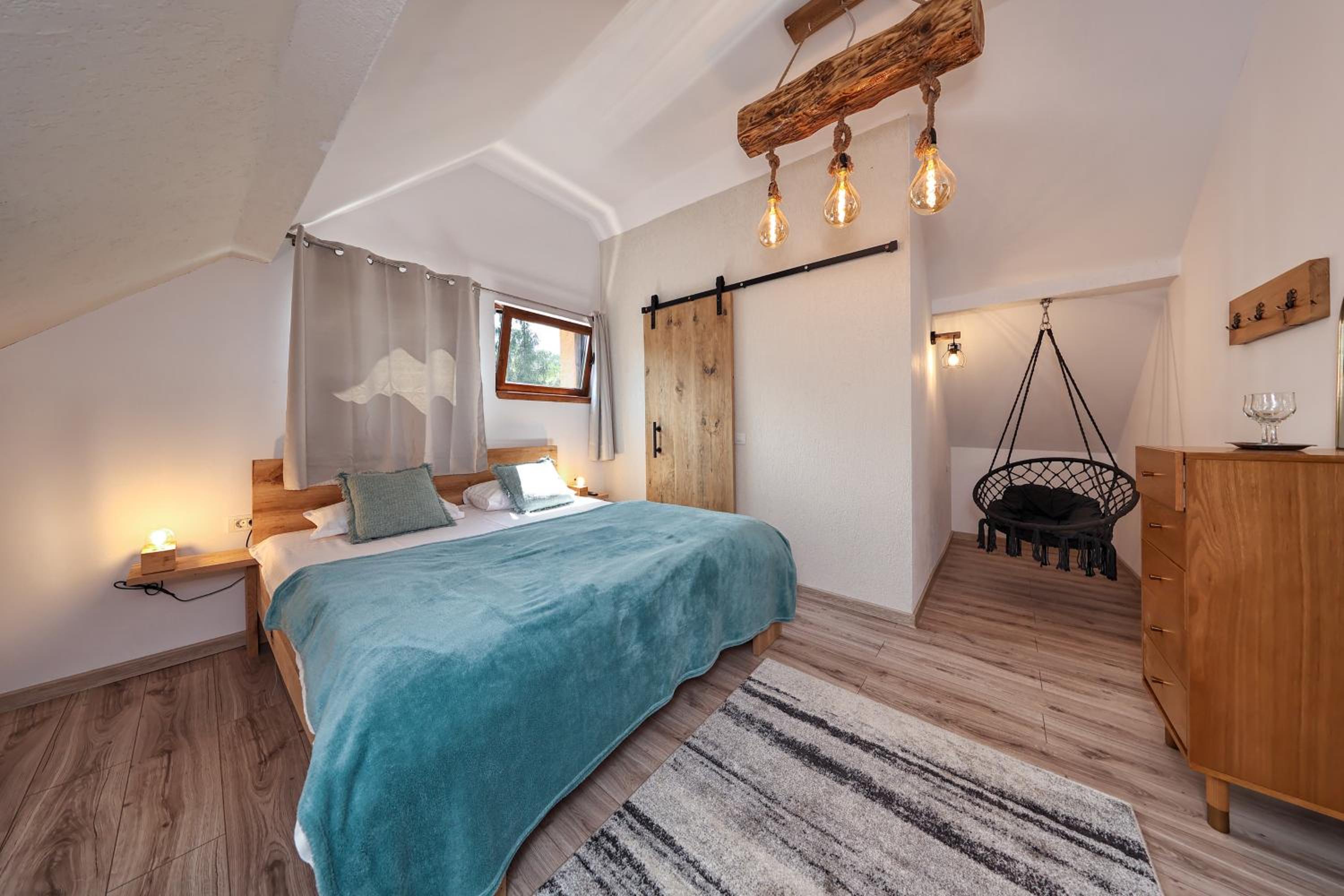 Two-Bedroom Deluxe Apartment