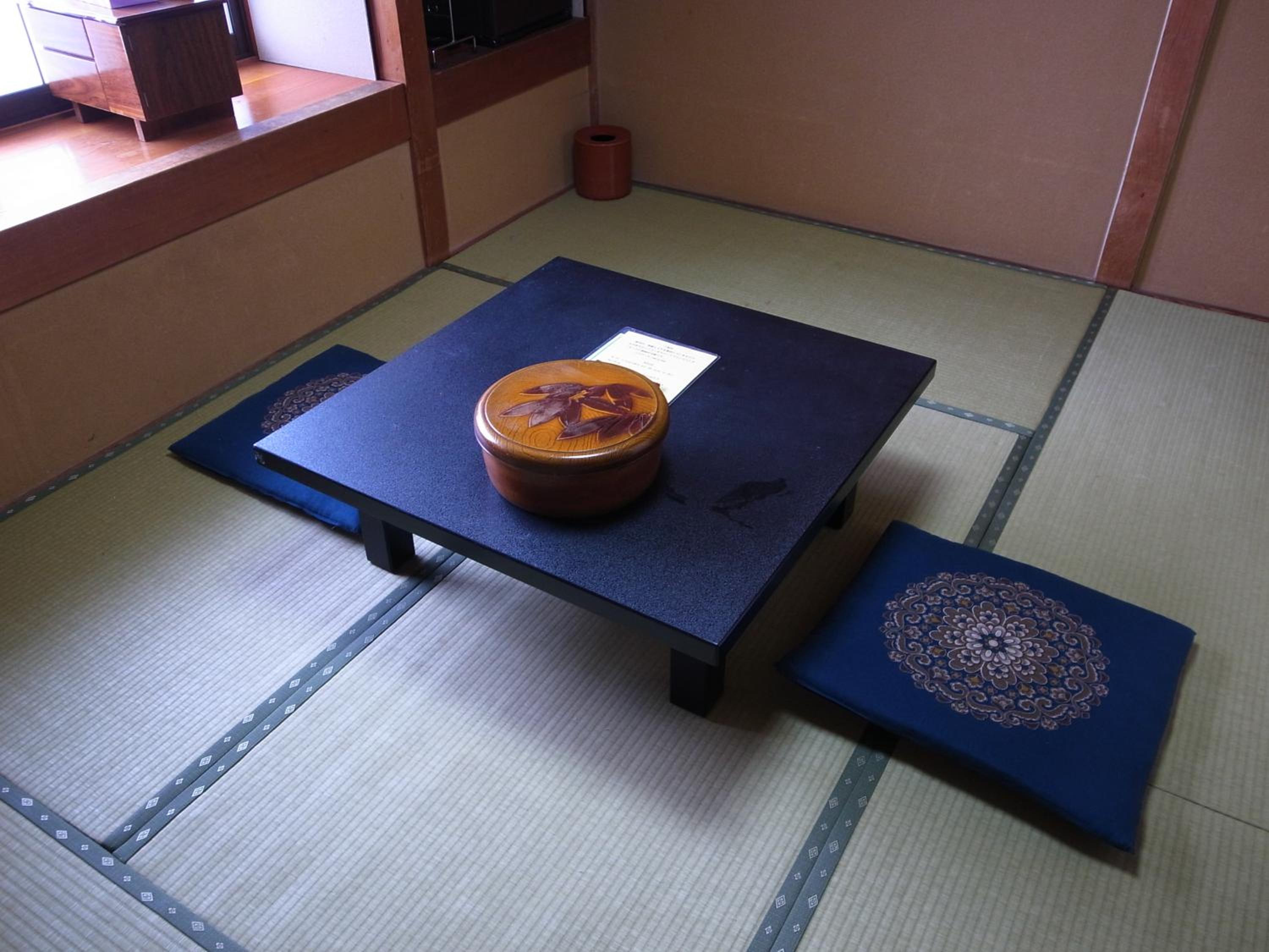 Japanese-Style Standard Twin Room with Shared Bathroom photo 3