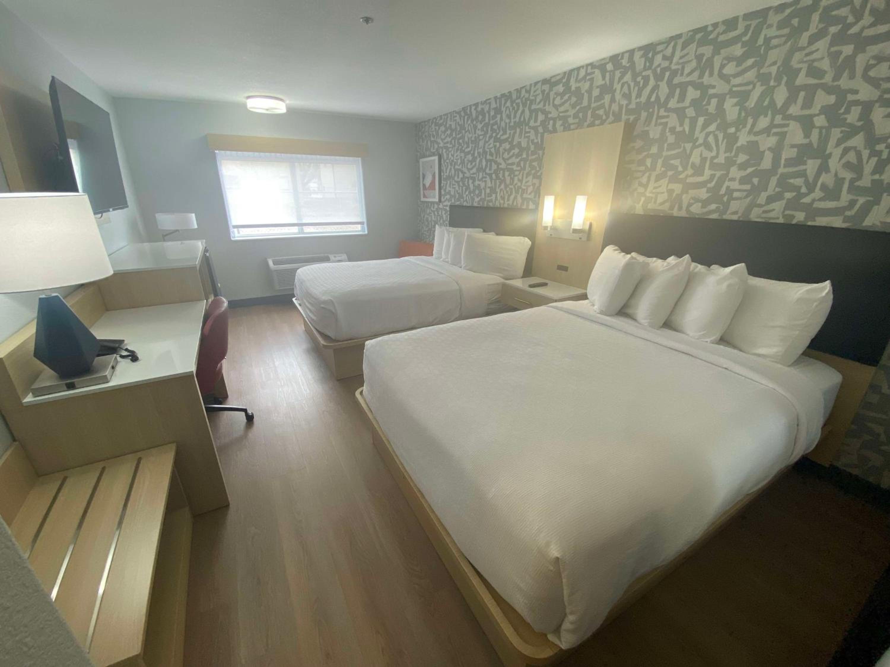 Pet Friendly Room with Two Queen Beds and Walk-In Shower - Non-Smoking - Photo 1