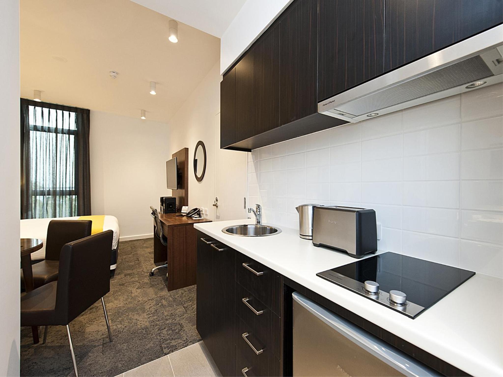 Studio Apartment photo 3
