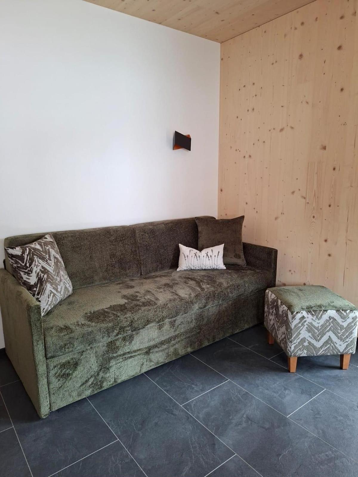 Two-Bedroom Apartment with Terrace photo 2