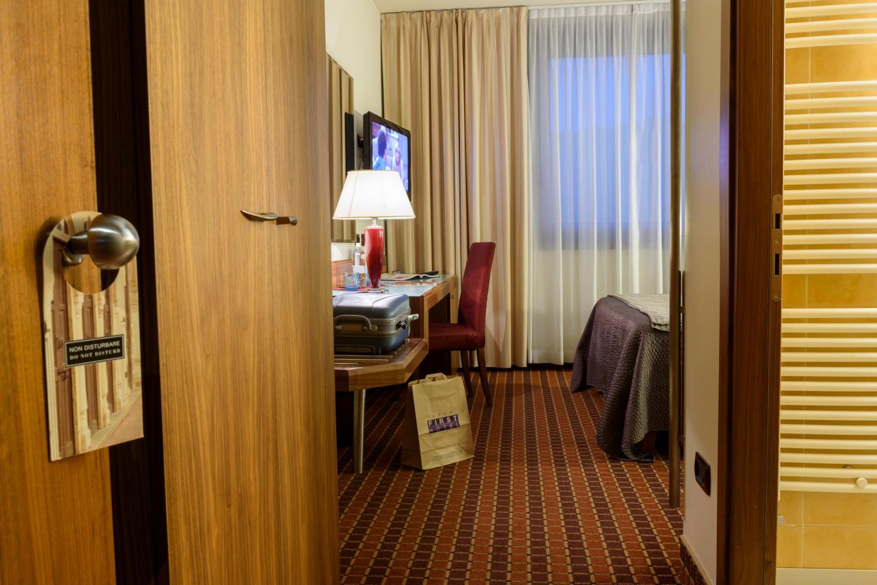 Deluxe Twin Room - Photo 24