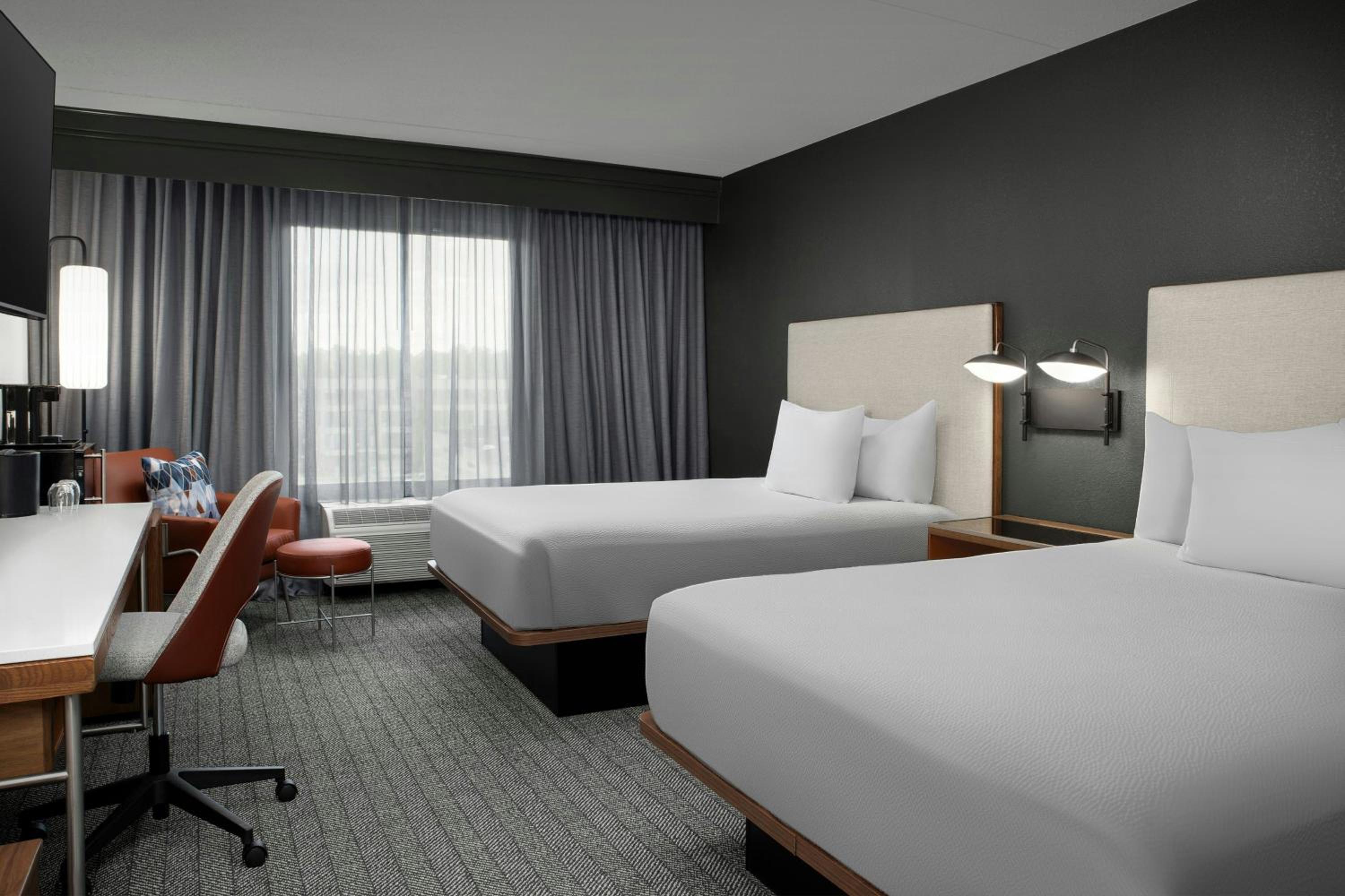 Queen Room with Two Queen Beds - Mobility Accessible with Tub photo 1
