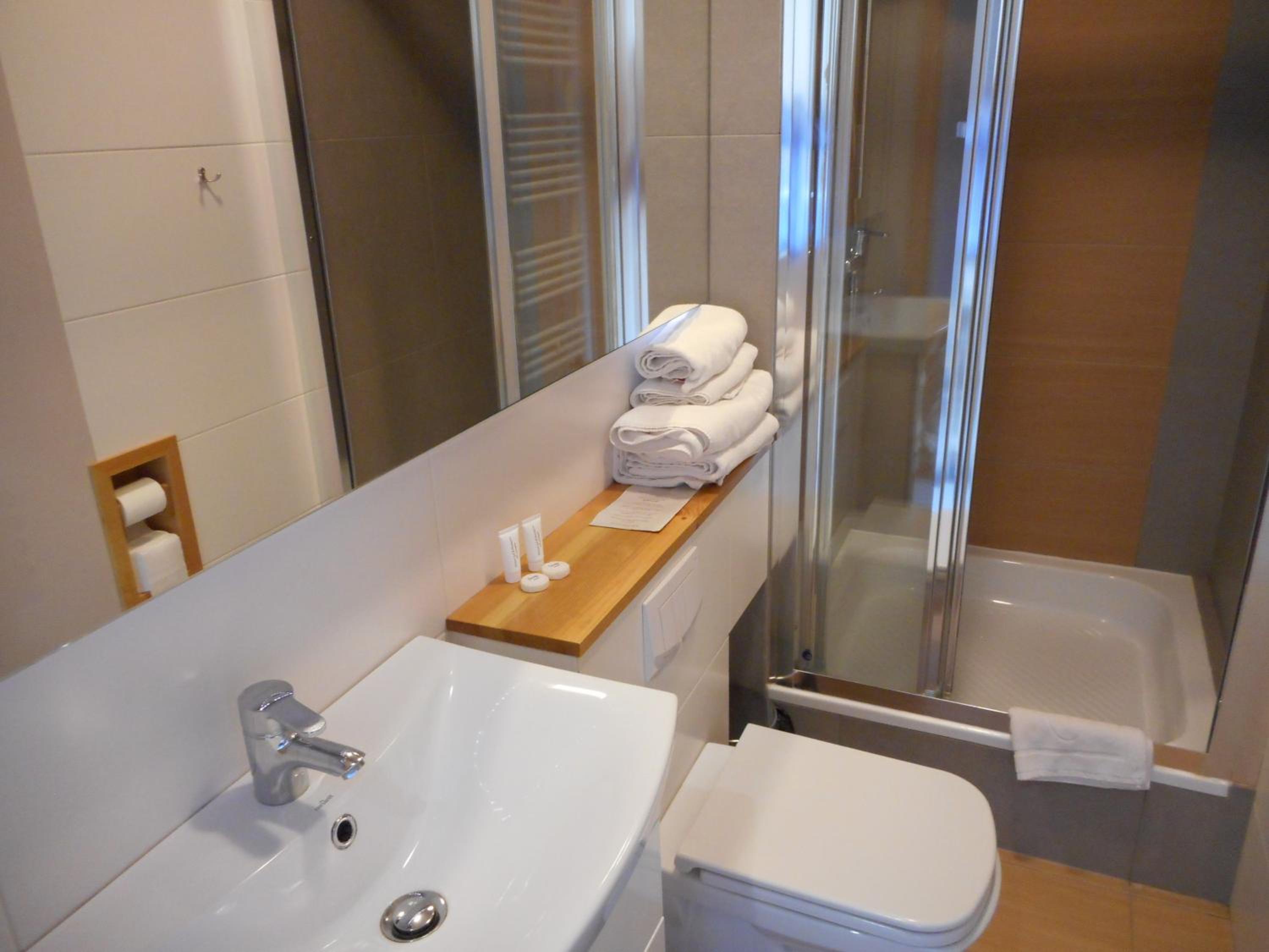 Single Room photo 3